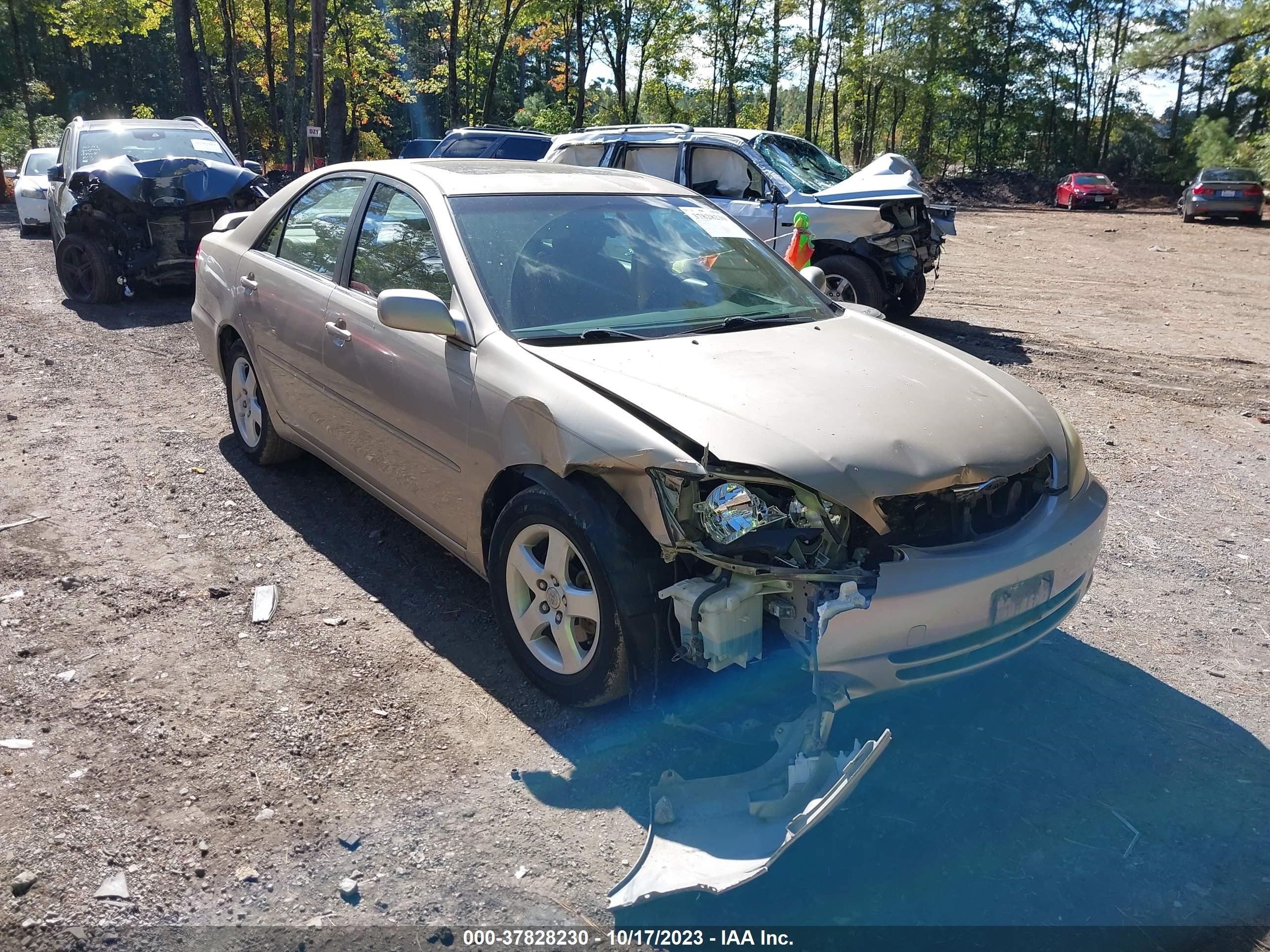 TOYOTA CAMRY 2002 jtdbf30k120022456