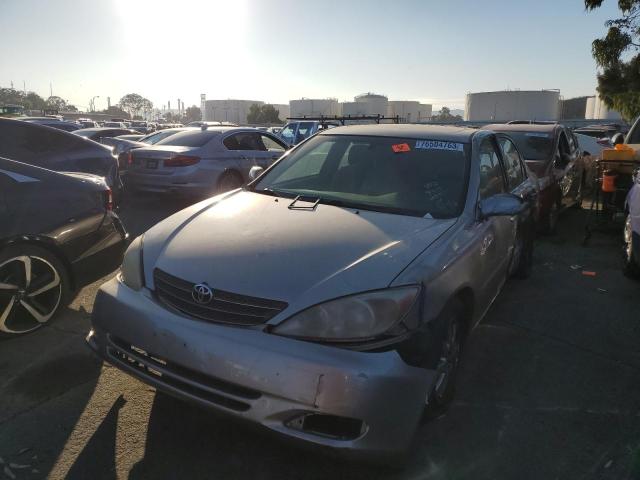 TOYOTA CAMRY 2002 jtdbf30k220033322