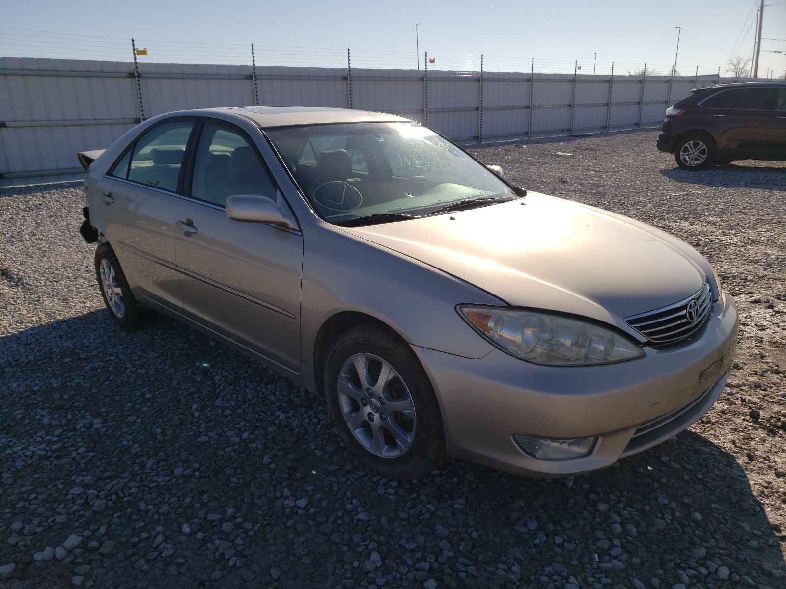 TOYOTA CAMRY LE 2005 jtdbf30k250165825