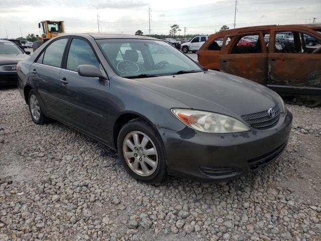 TOYOTA CAMRY LE 2002 jtdbf30k320023057