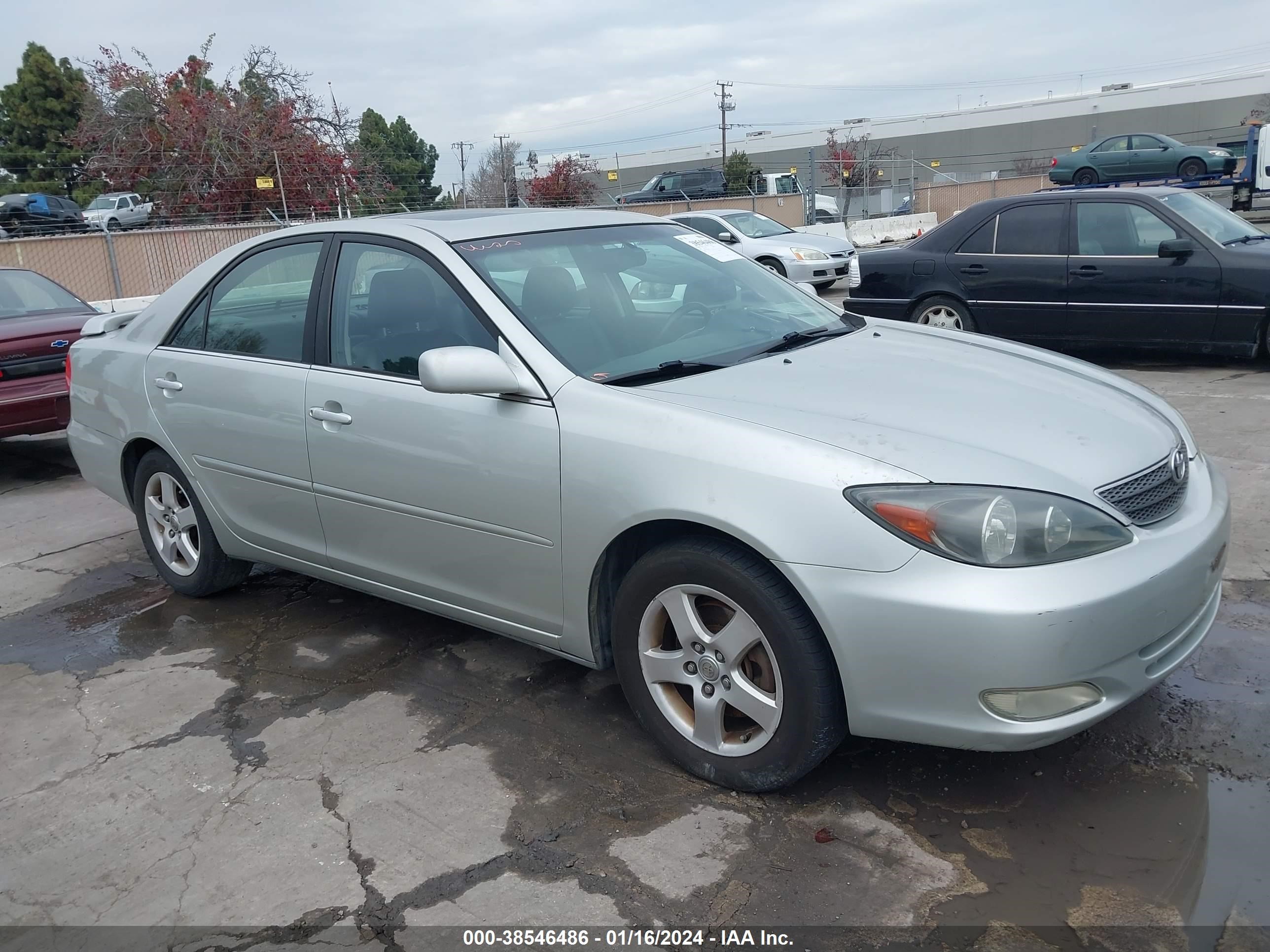 TOYOTA CAMRY 2002 jtdbf30k720063027