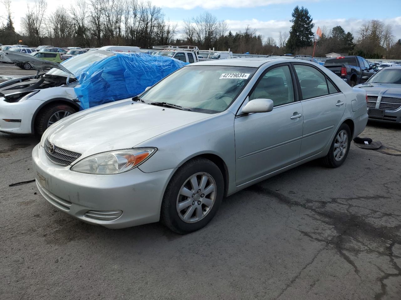 TOYOTA CAMRY 2002 jtdbf30k820001555