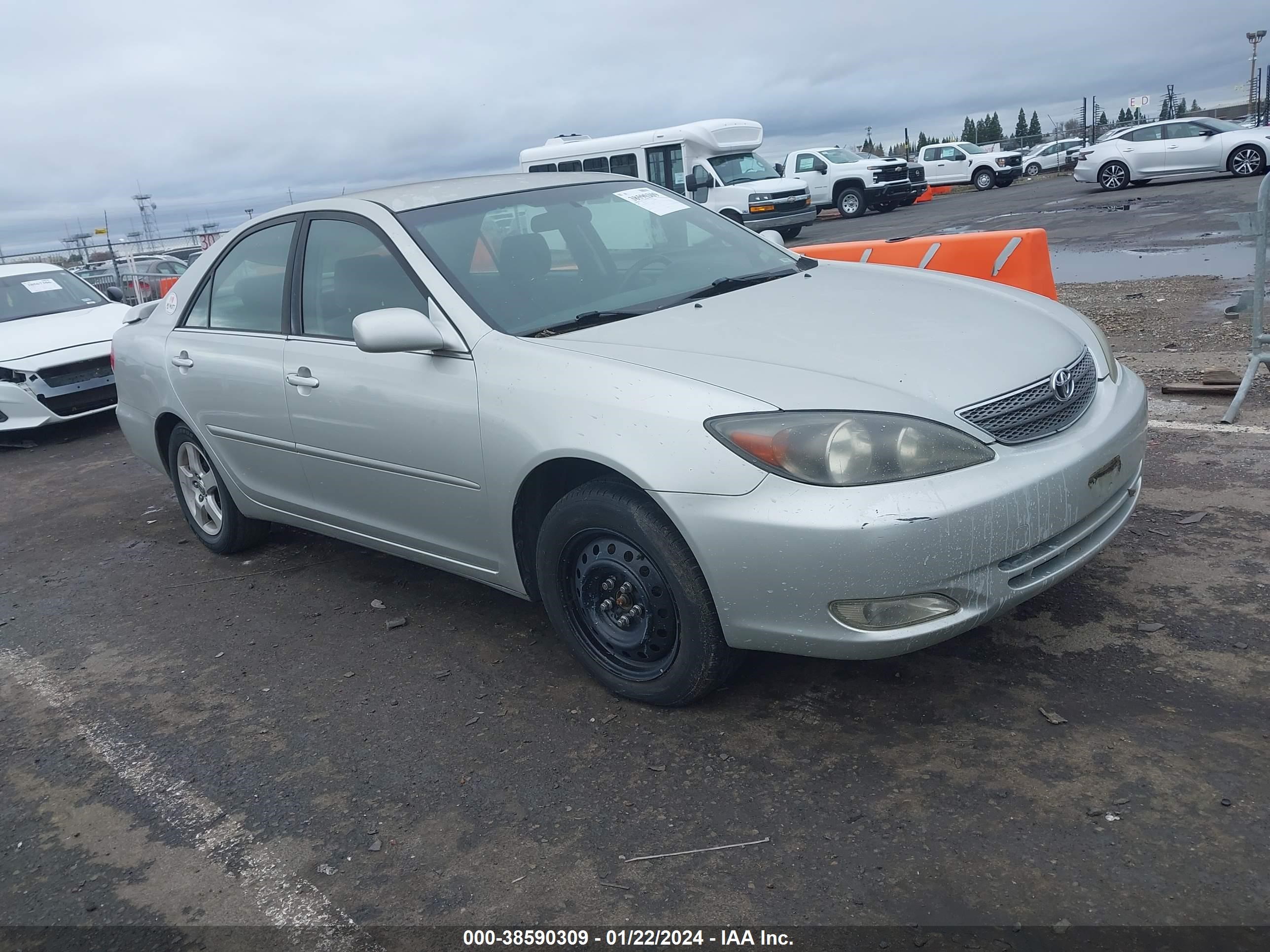 TOYOTA CAMRY 2002 jtdbf32k420048580