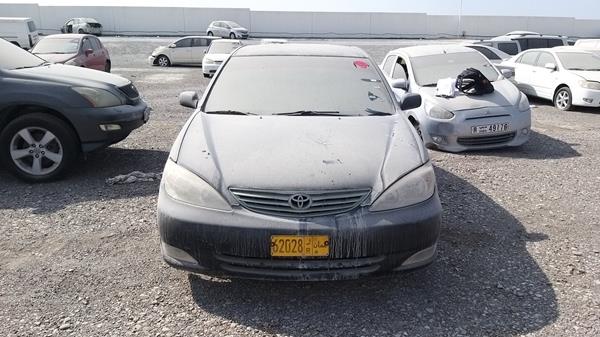 TOYOTA CAMRY 2002 jtdbf32k520033599