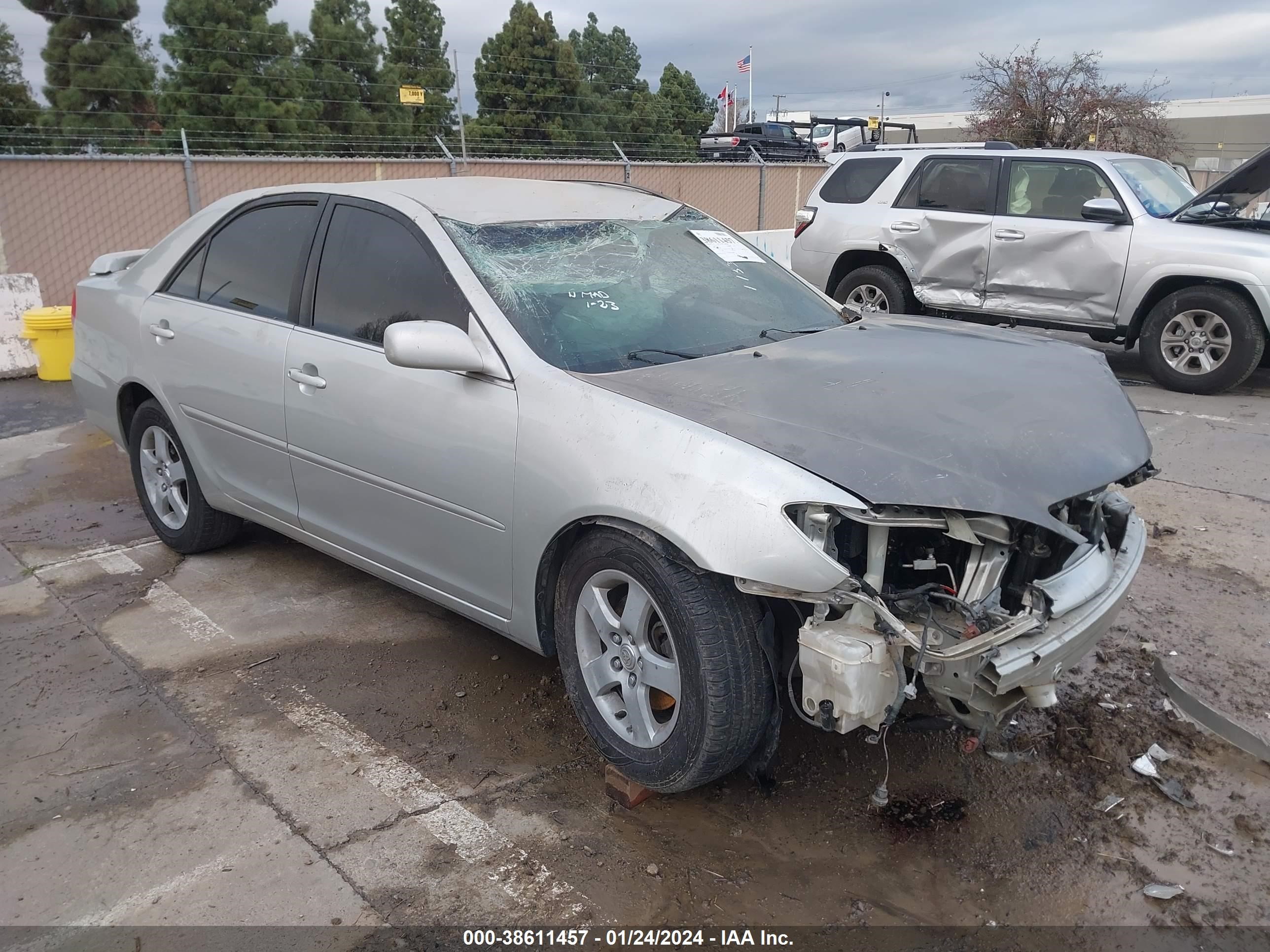 TOYOTA CAMRY 2002 jtdbf32k920069022