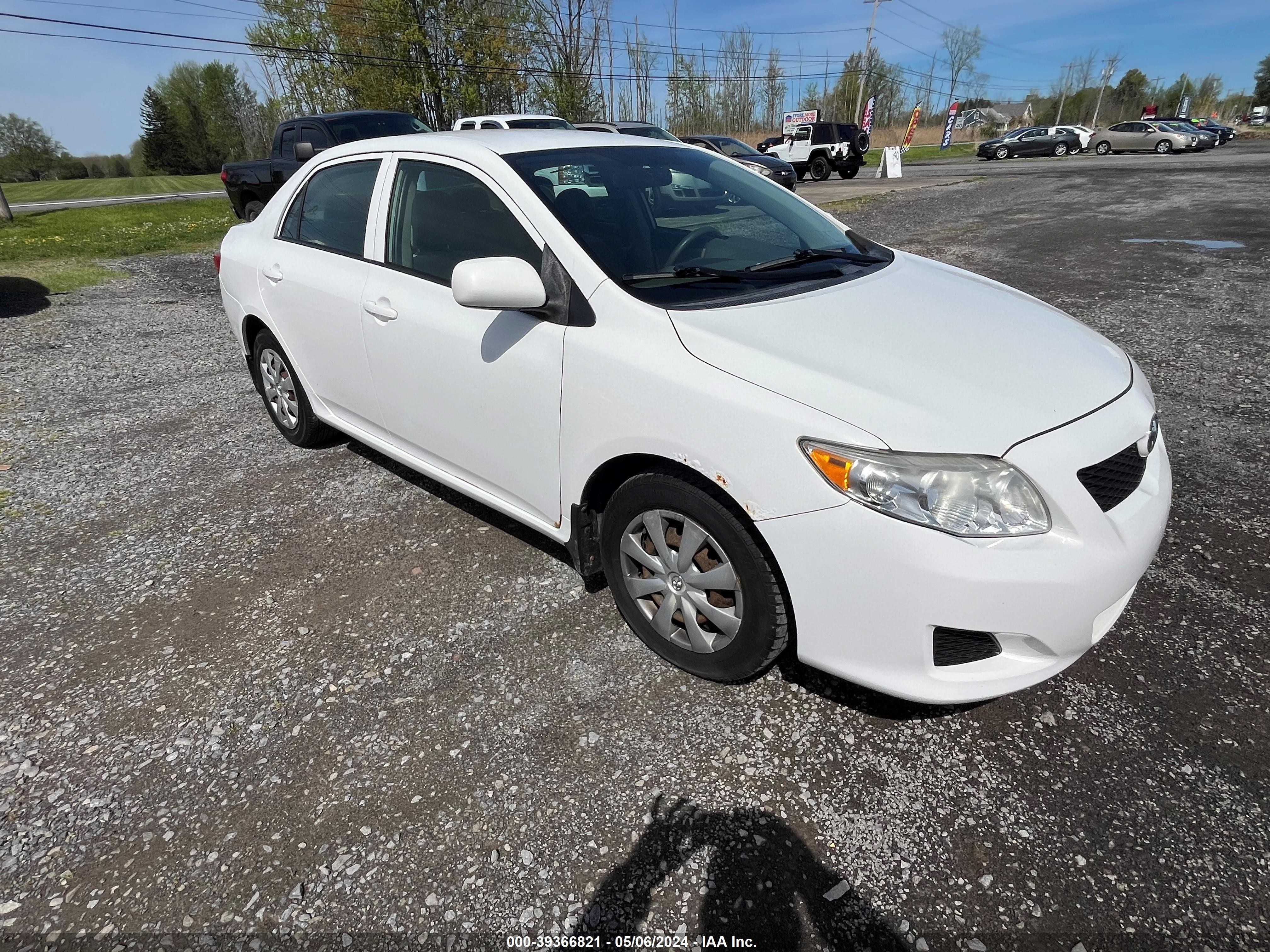 TOYOTA COROLLA 2009 jtdbl40e199075673