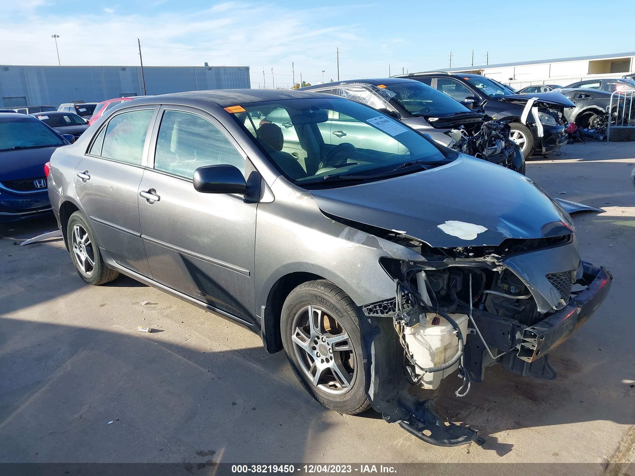 TOYOTA COROLLA 2009 jtdbl40e299053682