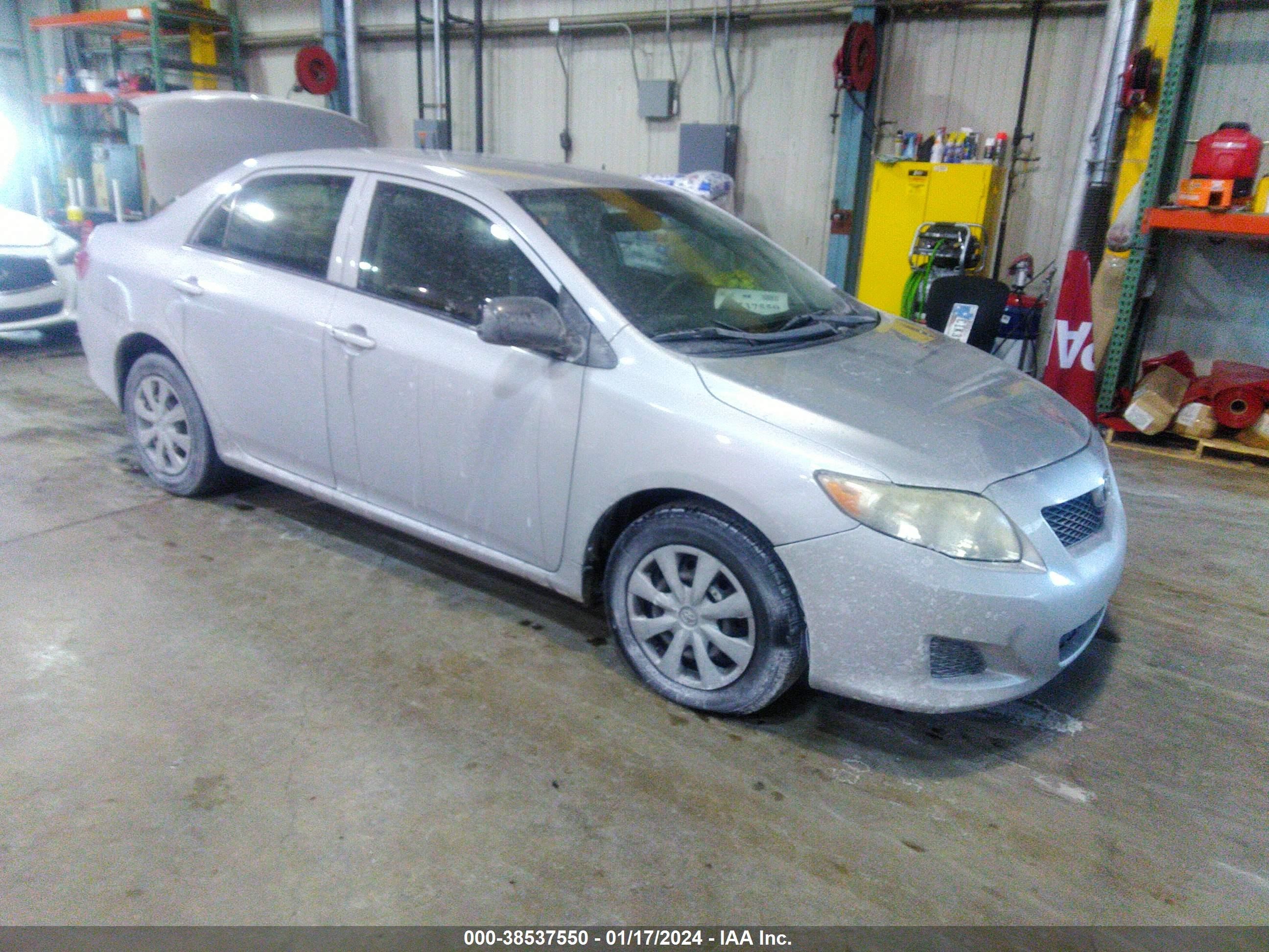 TOYOTA COROLLA 2009 jtdbl40e299060681