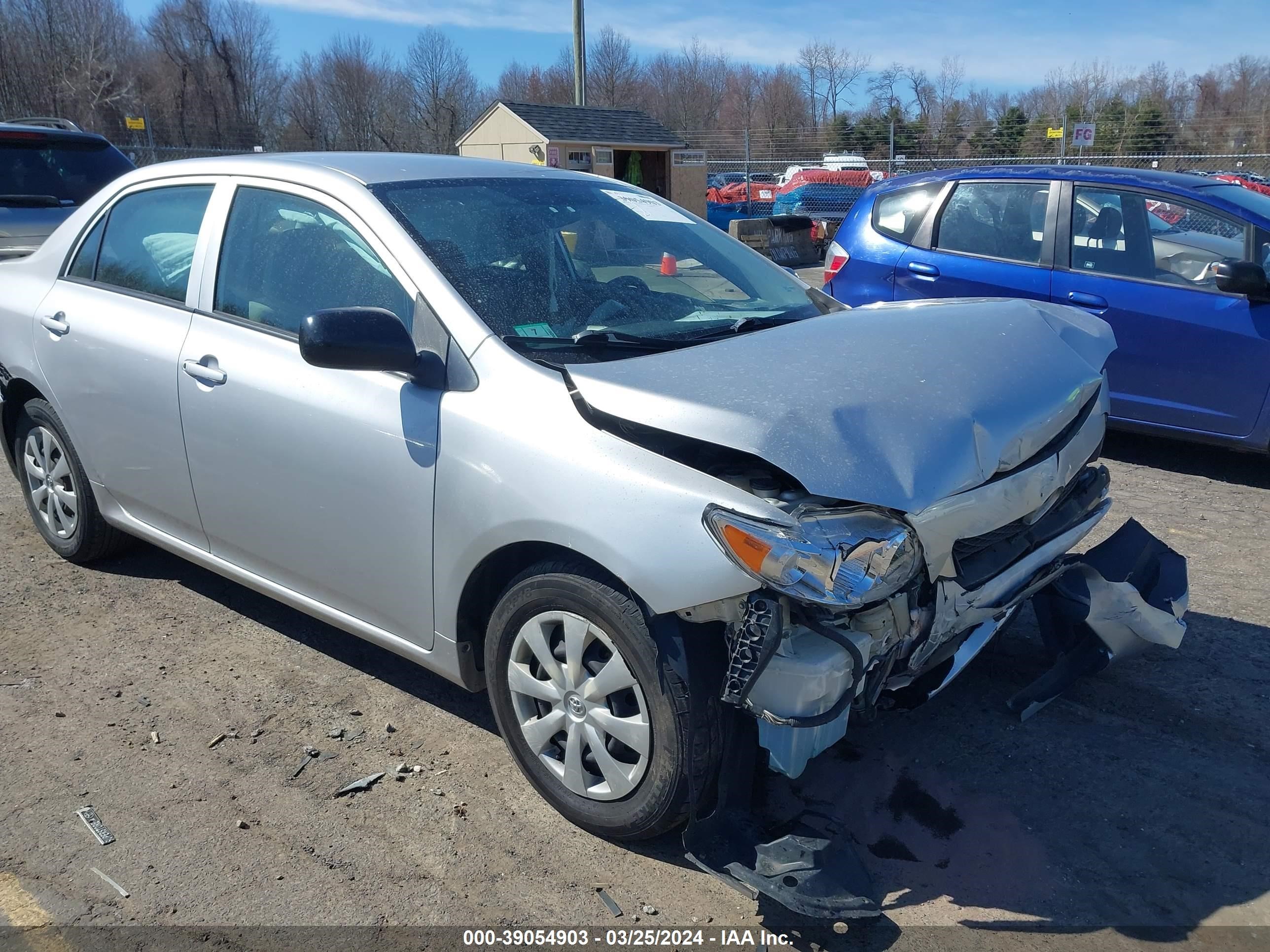 TOYOTA COROLLA 2009 jtdbl40e29j016341