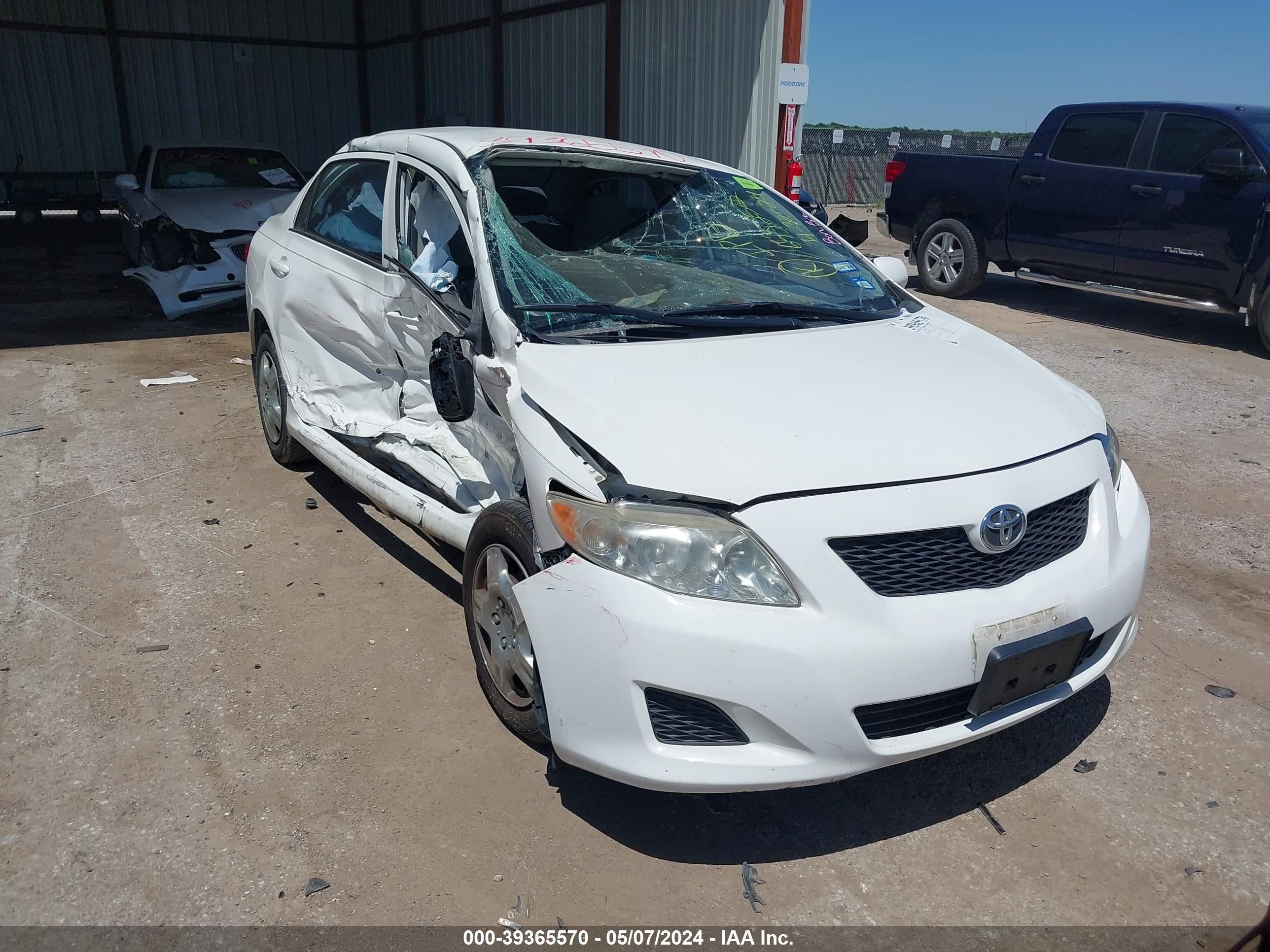 TOYOTA COROLLA 2009 jtdbl40e29j028358