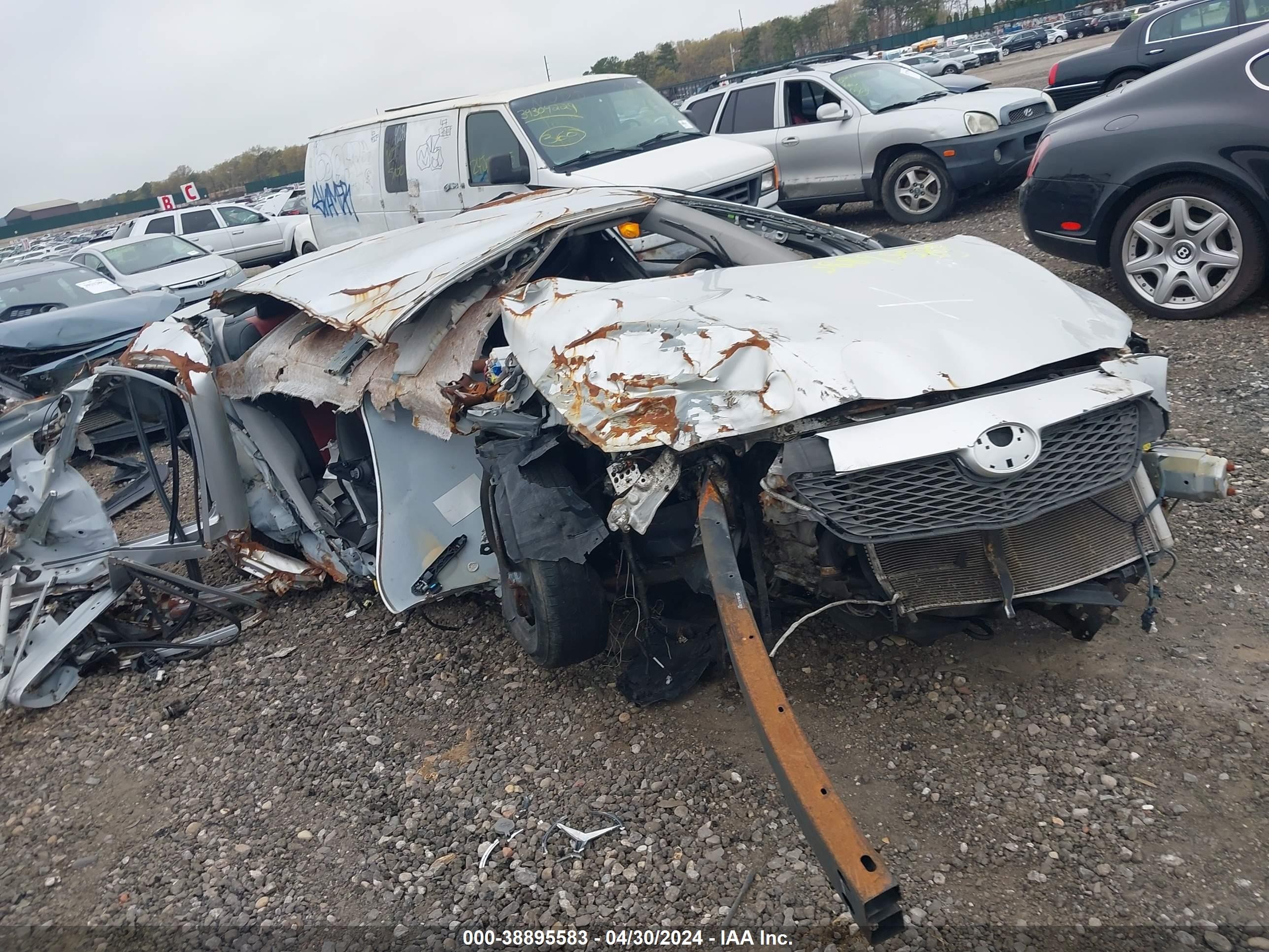 TOYOTA COROLLA 2009 jtdbl40e29j038789