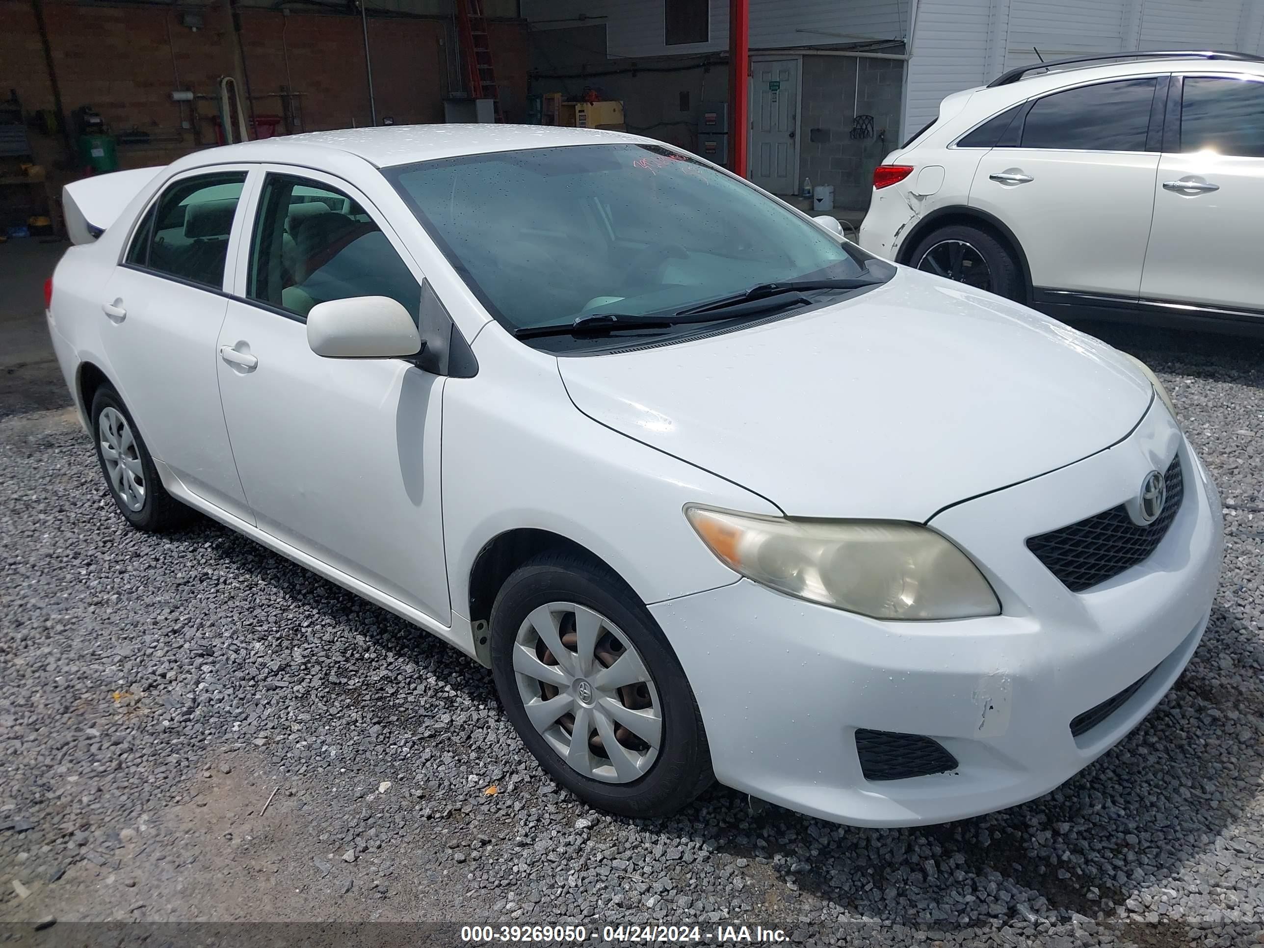 TOYOTA COROLLA 2009 jtdbl40e899093829