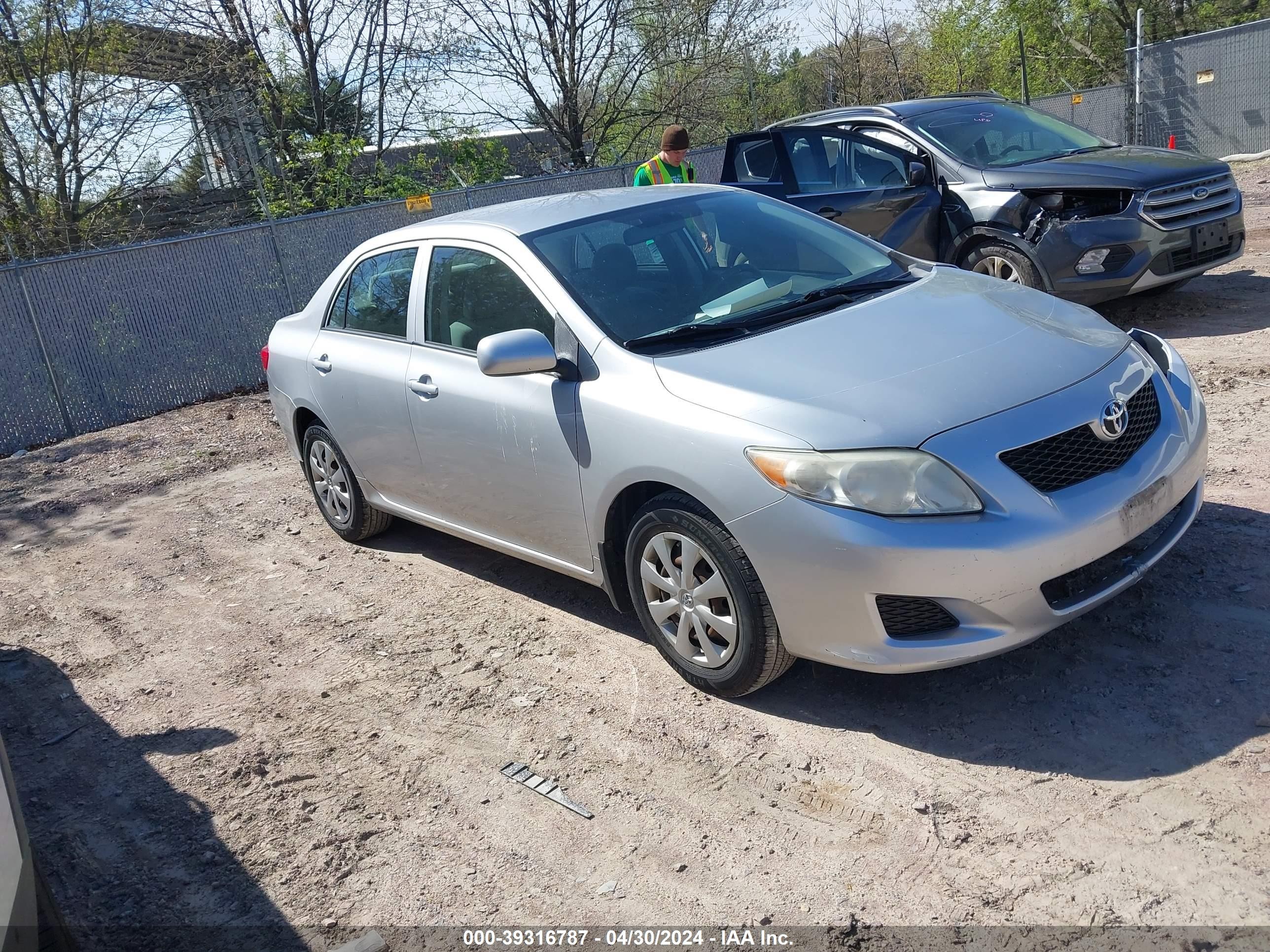 TOYOTA COROLLA 2009 jtdbl40e99j027255