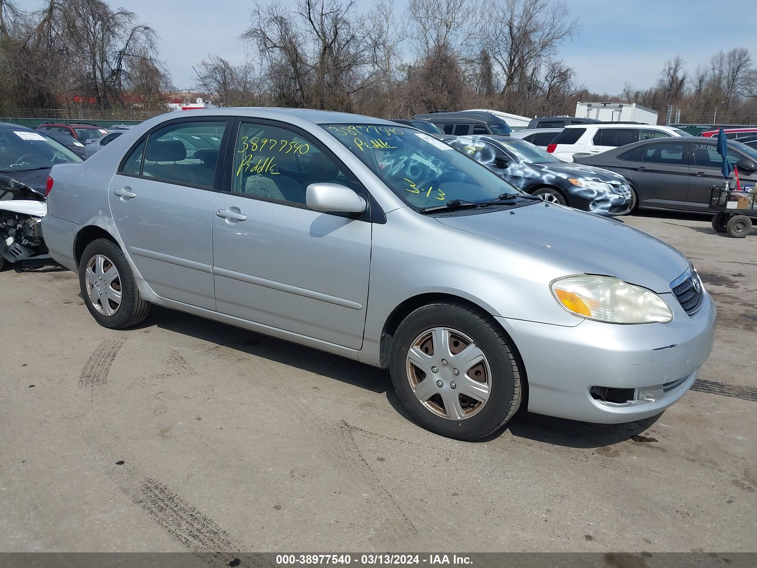 TOYOTA COROLLA 2005 jtdbr32e852051220