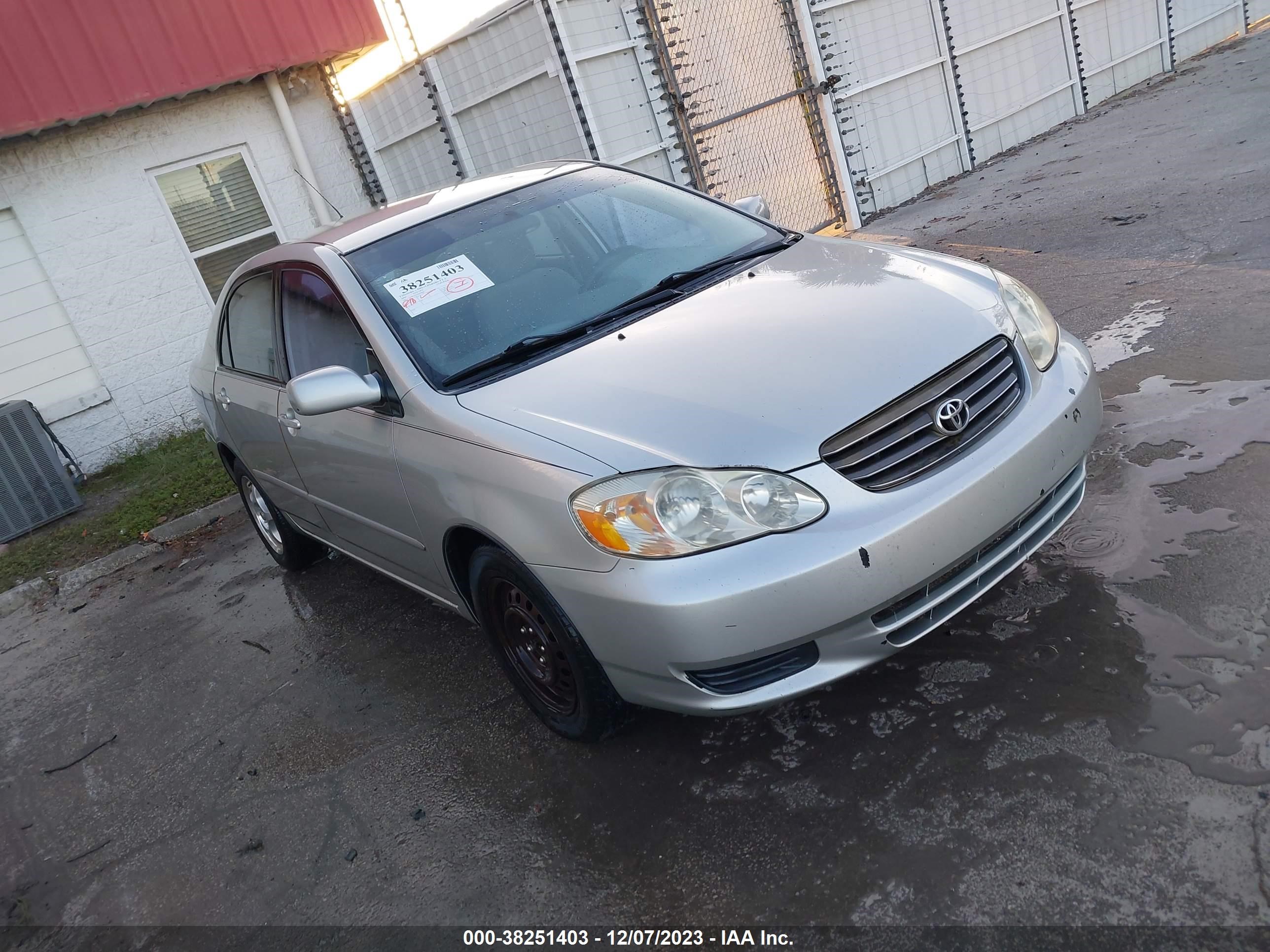 TOYOTA COROLLA 2004 jtdbr32e942024624