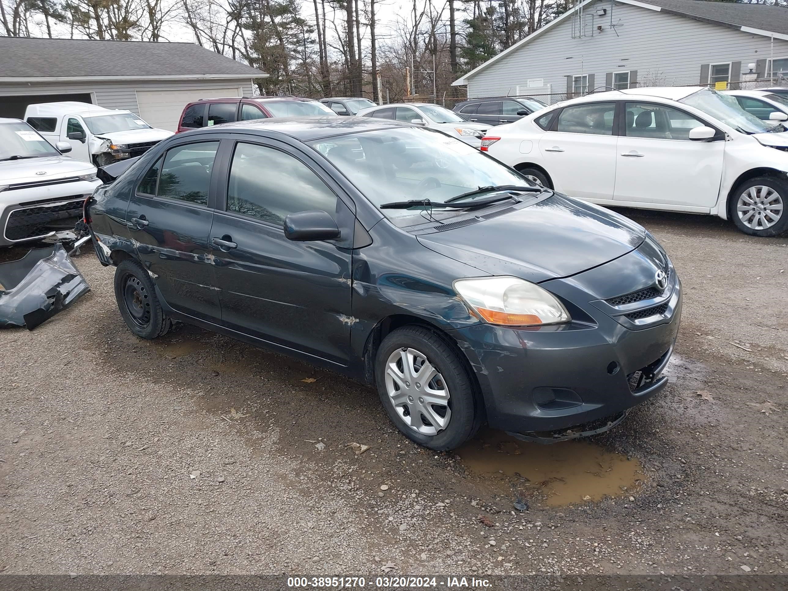 TOYOTA YARIS 2008 jtdbt923181204324