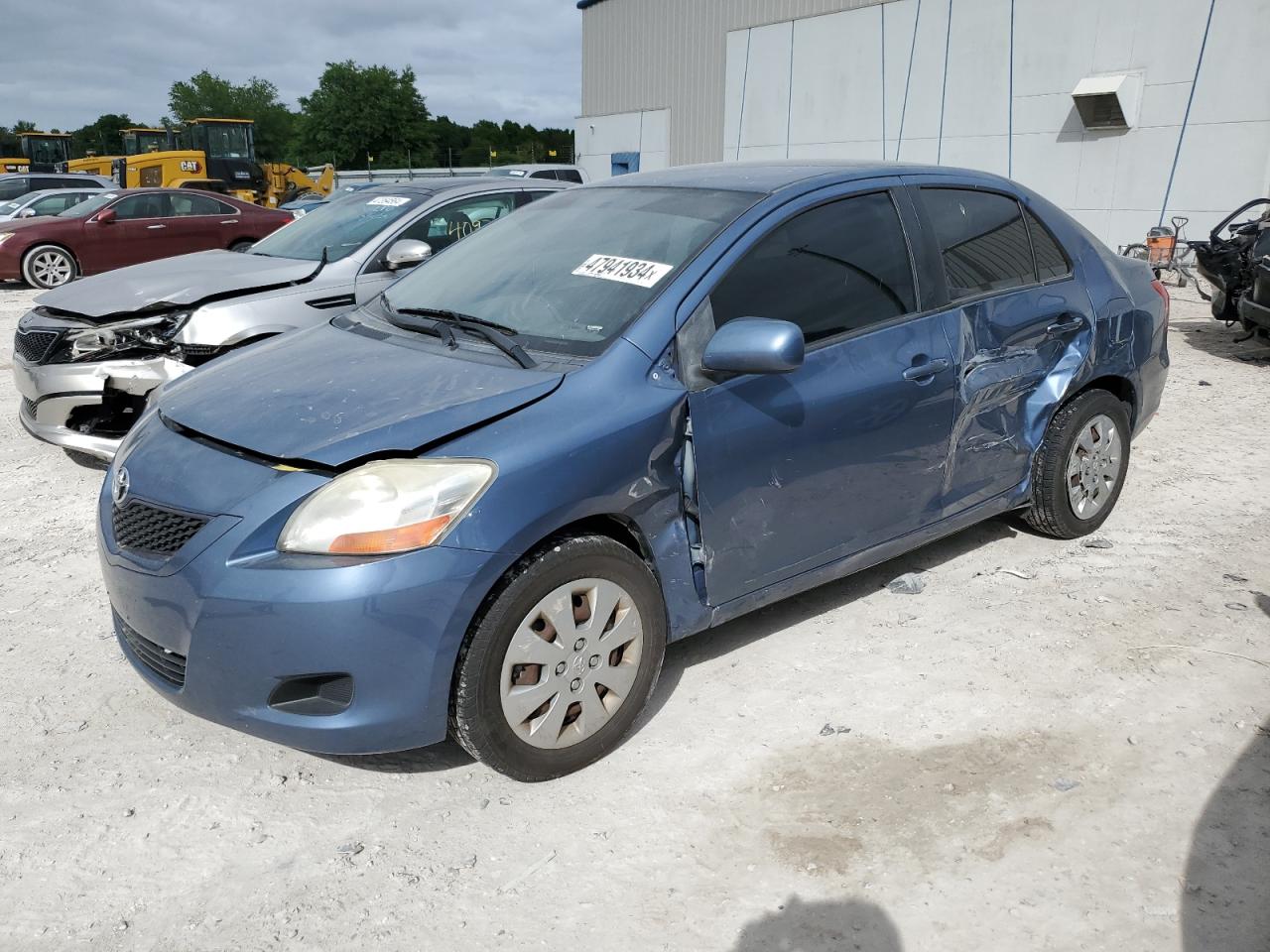 TOYOTA YARIS 2011 jtdbt9k31b4084644