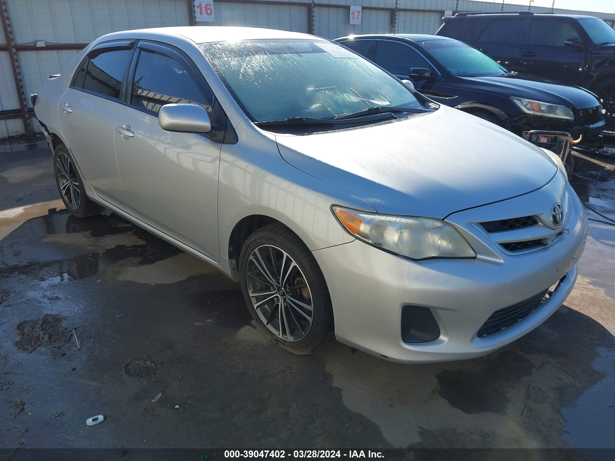 TOYOTA COROLLA 2011 jtdbu4ee5b9155635