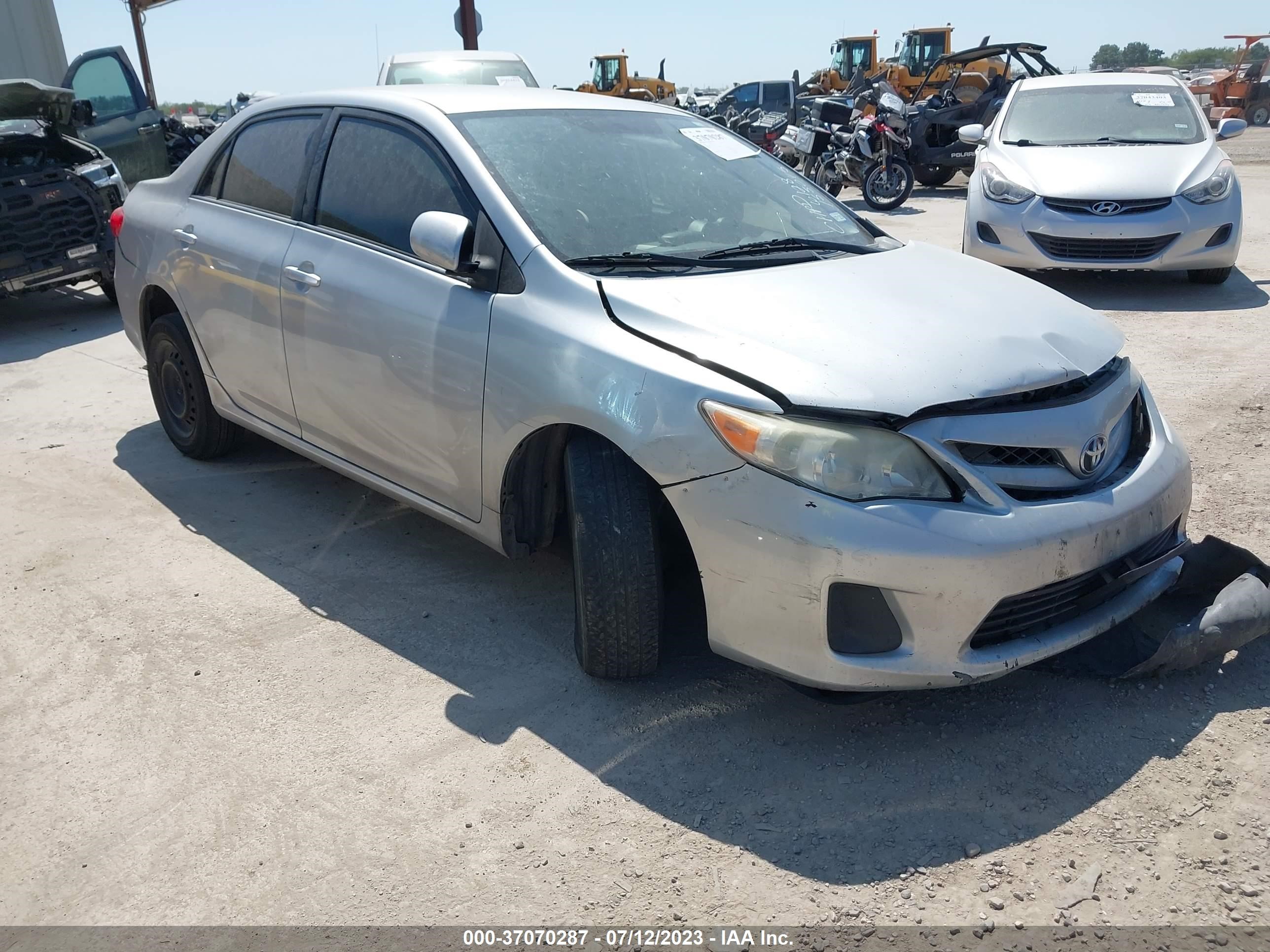 TOYOTA COROLLA 2011 jtdbu4ee6b9155045