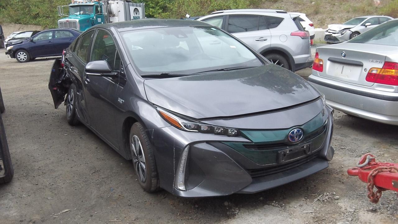 TOYOTA PRIUS 2017 jtdkarfp2h3033624