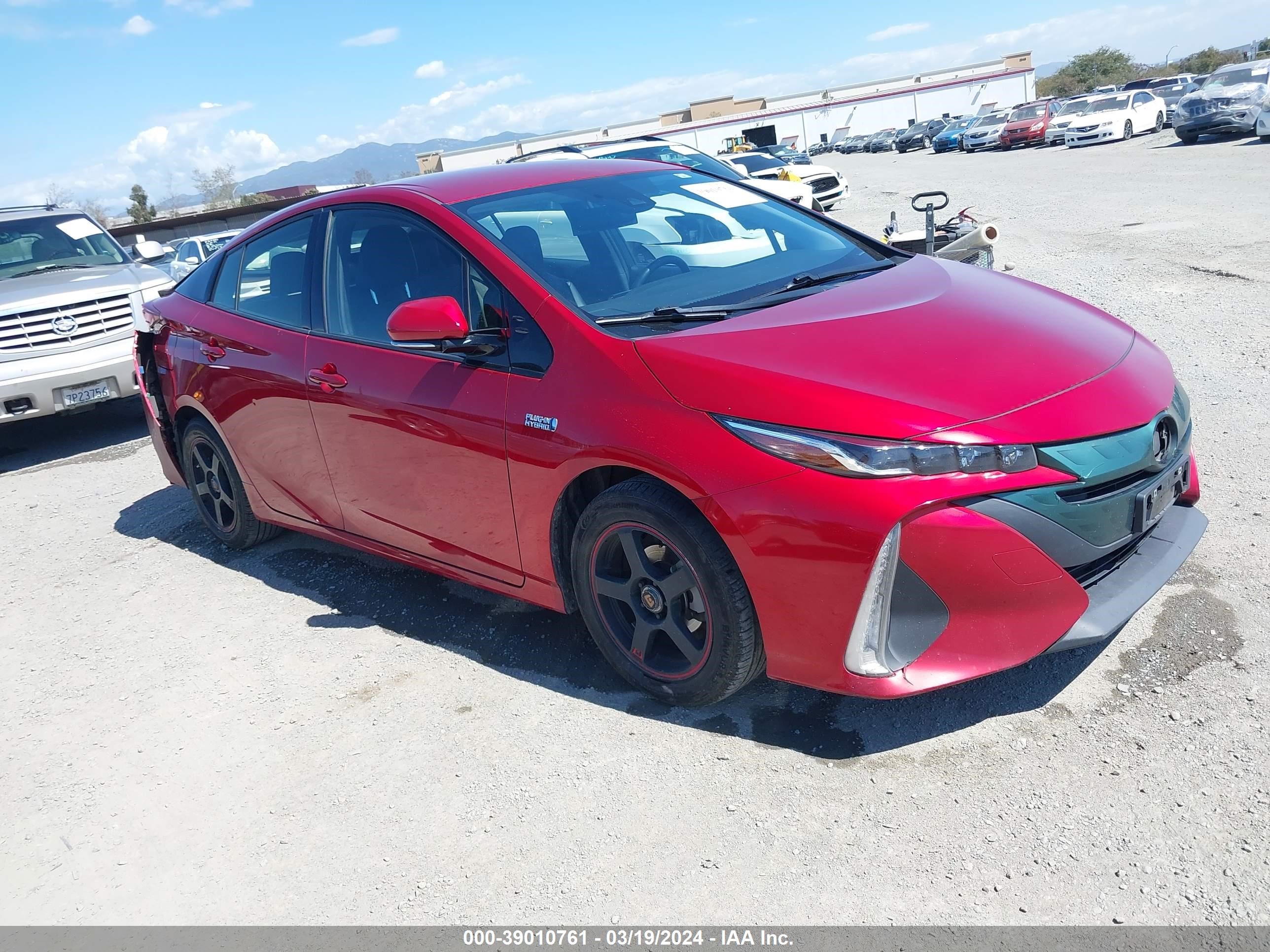 TOYOTA PRIUS 2017 jtdkarfp2h3045871