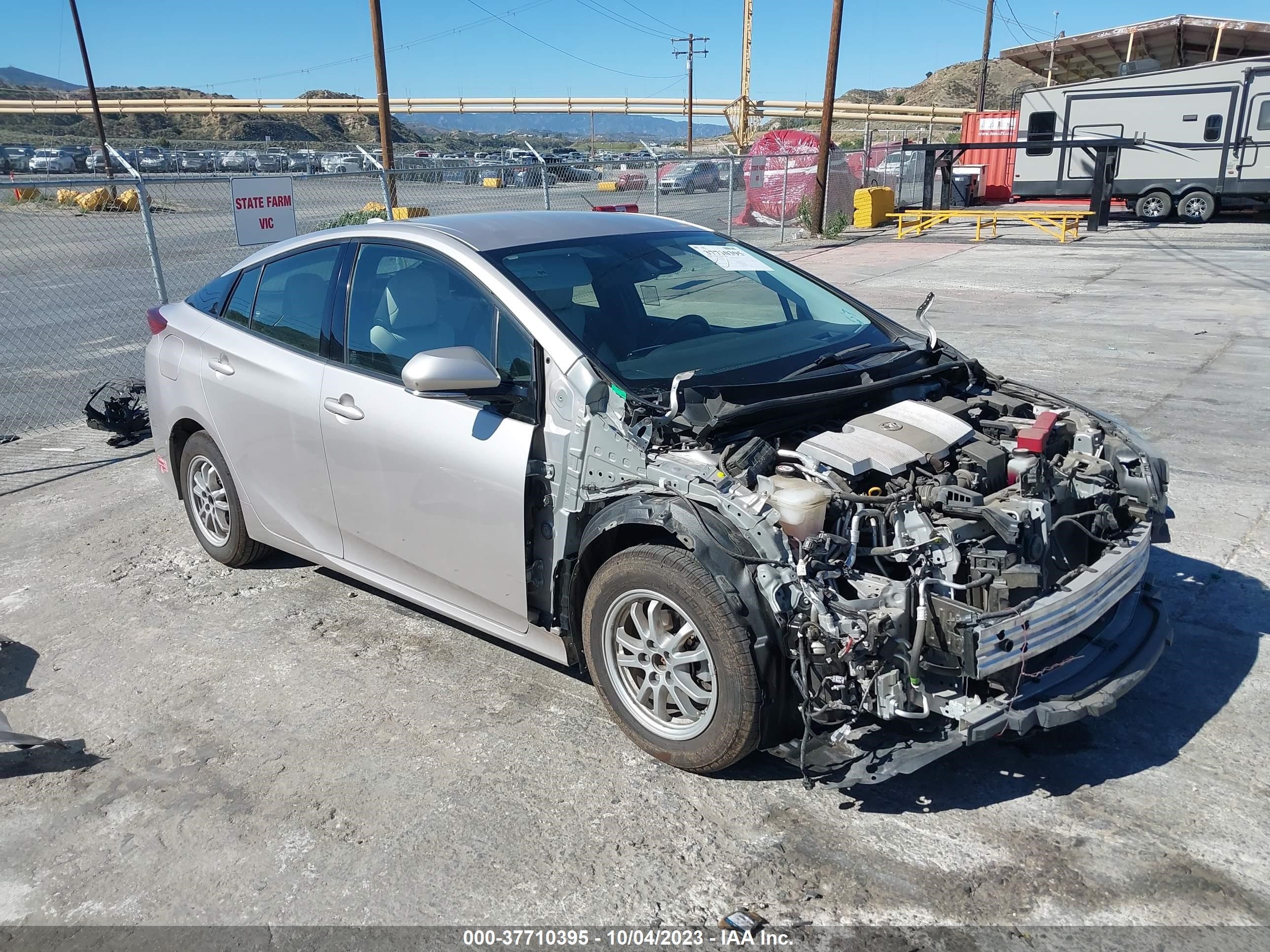 TOYOTA PRIUS 2017 jtdkarfp3h3029971