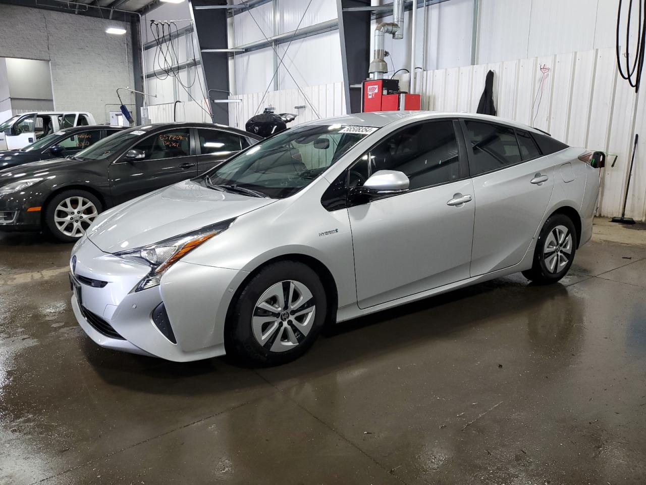 TOYOTA PRIUS 2018 jtdkarfu0j3064186