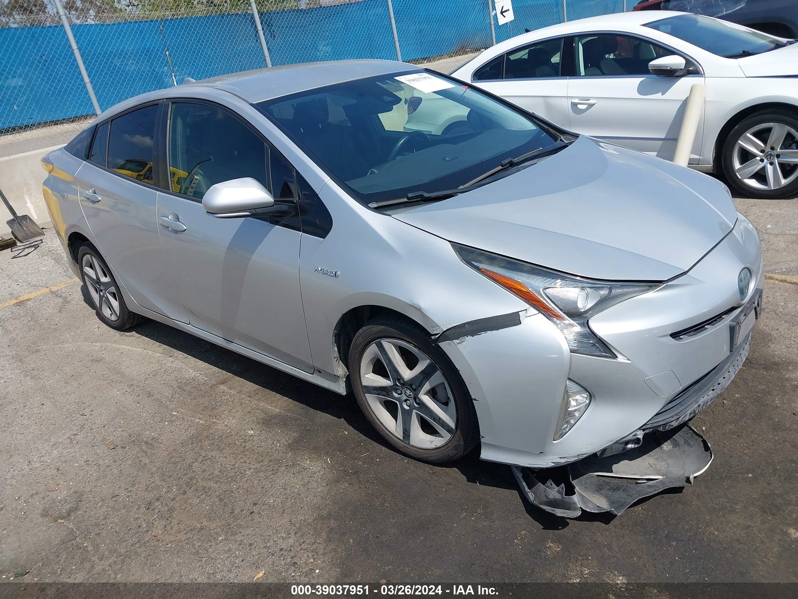 TOYOTA PRIUS 2016 jtdkarfu4g3514401