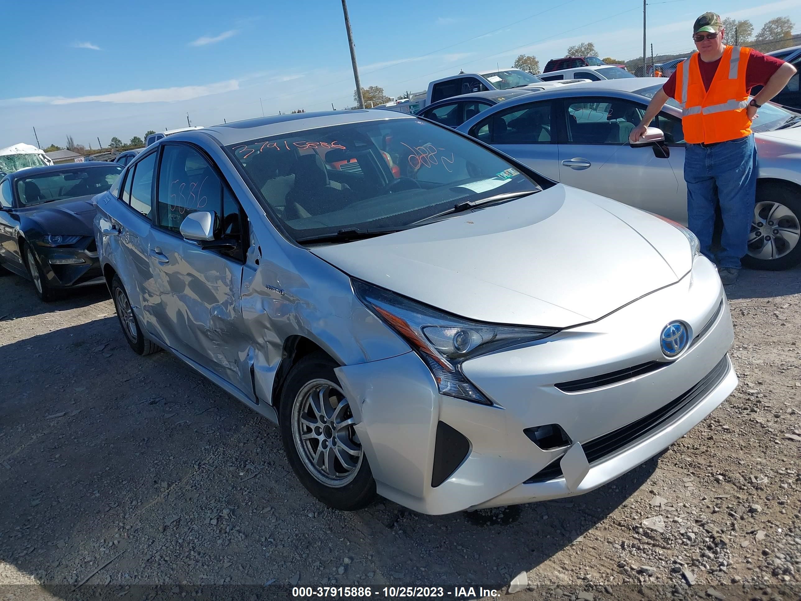 TOYOTA PRIUS 2016 jtdkarfu6g3017205