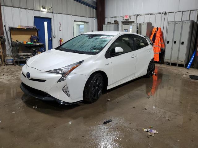 TOYOTA PRIUS 2018 jtdkarfu8j3055073