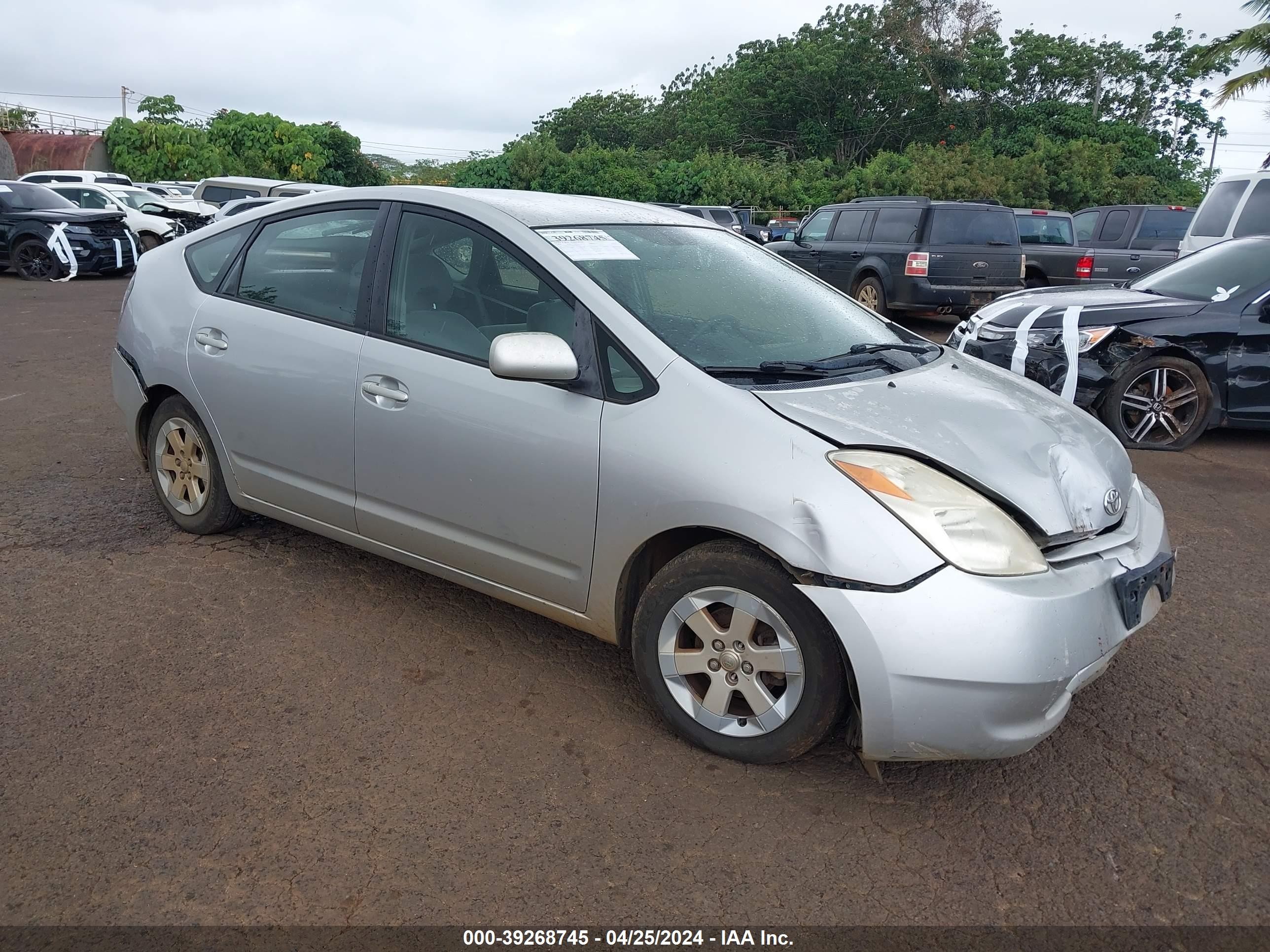 TOYOTA PRIUS 2004 jtdkb20u140092176