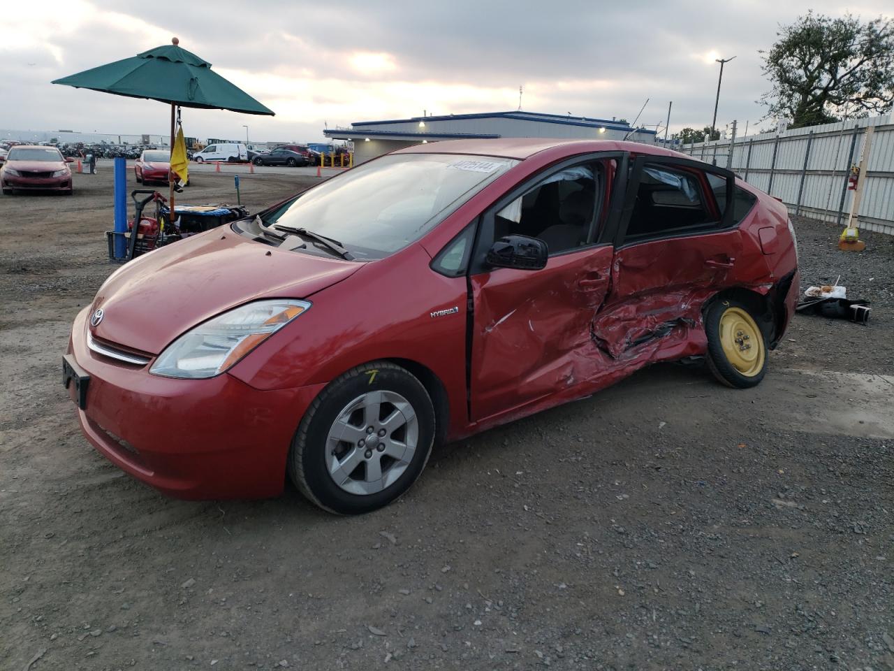 TOYOTA PRIUS 2008 jtdkb20u183454625