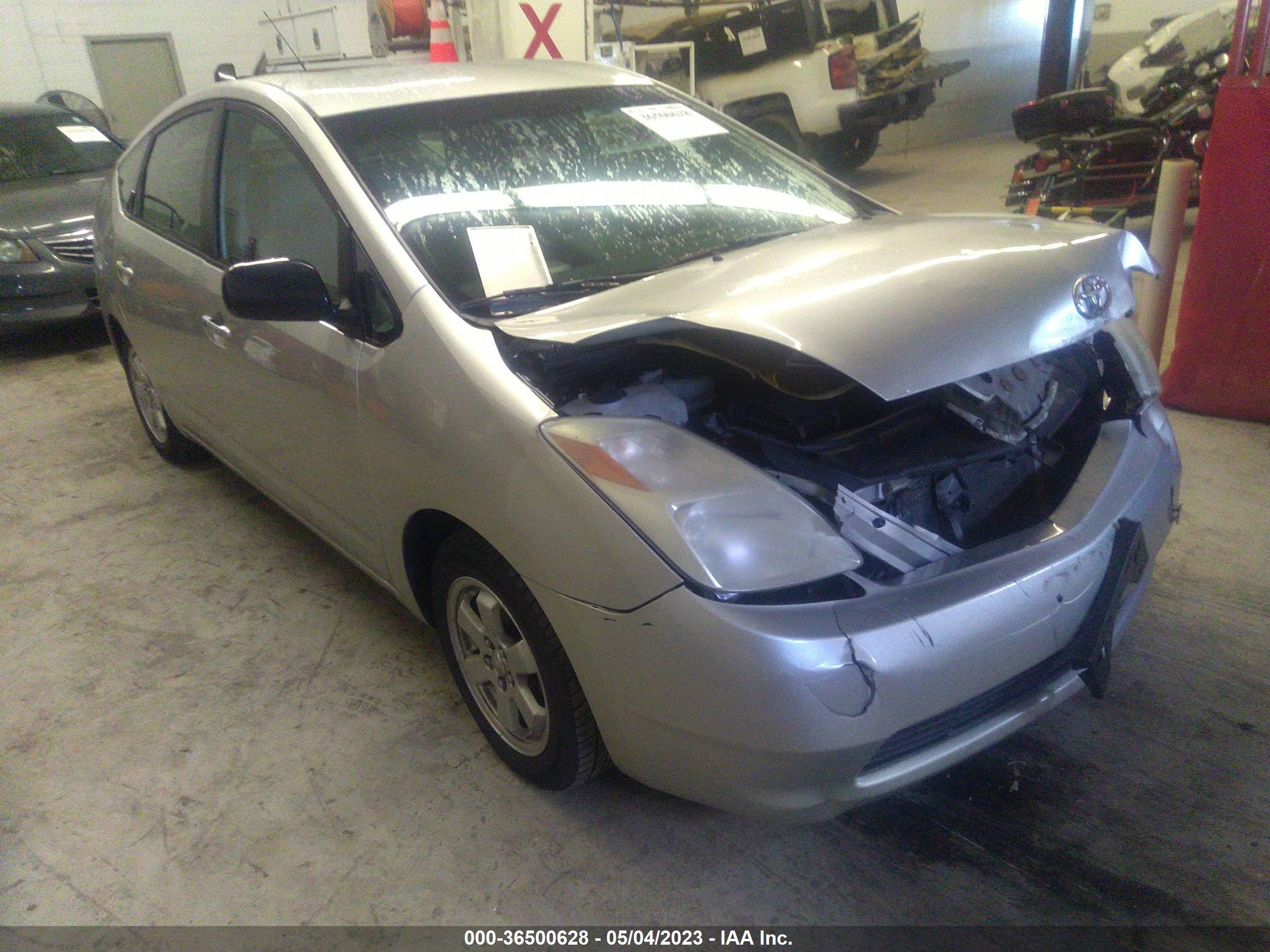 TOYOTA PRIUS 2004 jtdkb20u240036845