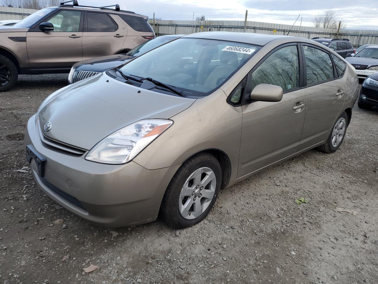 TOYOTA PRIUS 2004 jtdkb20u240113391