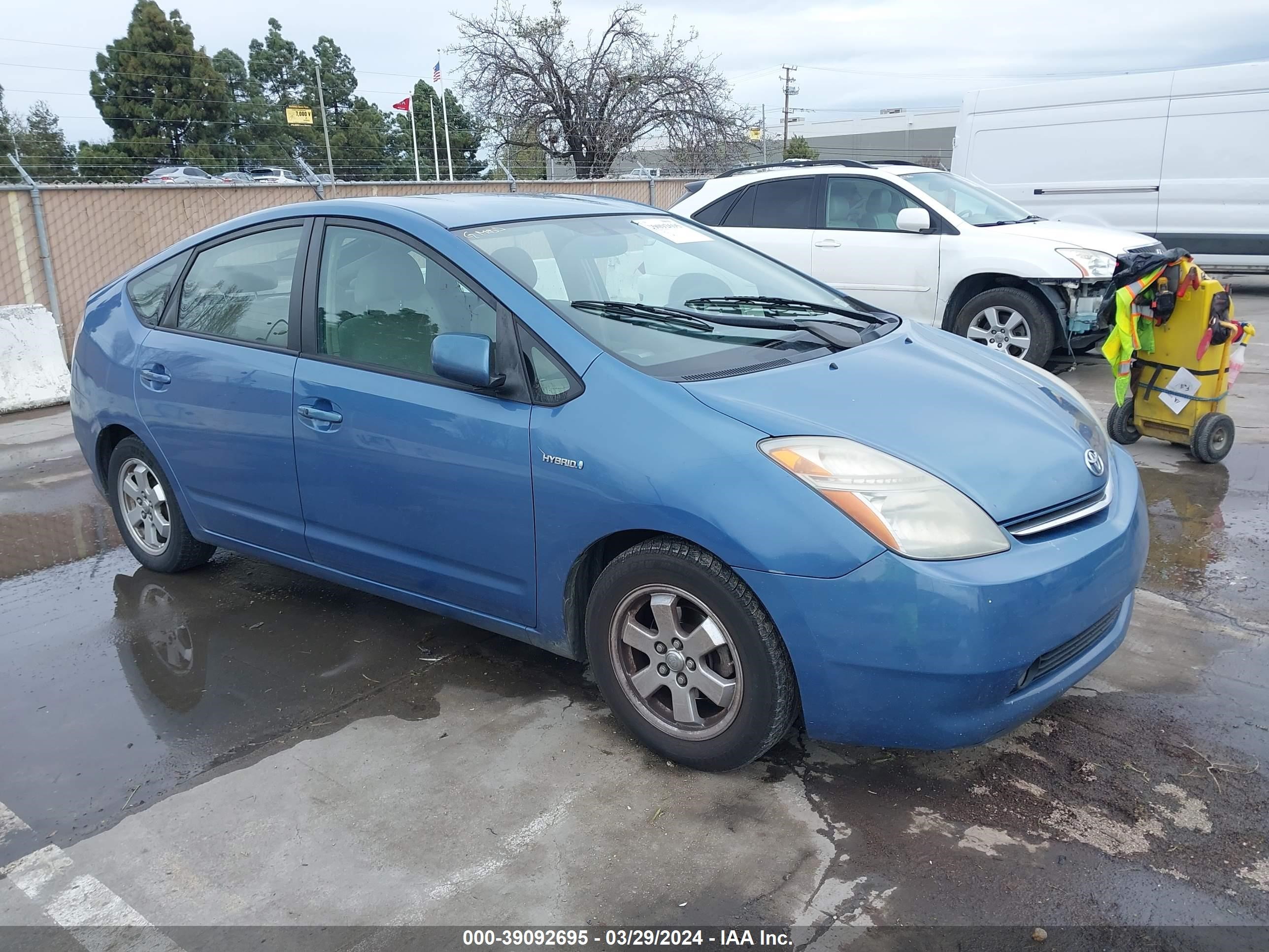 TOYOTA PRIUS 2006 jtdkb20u267074957