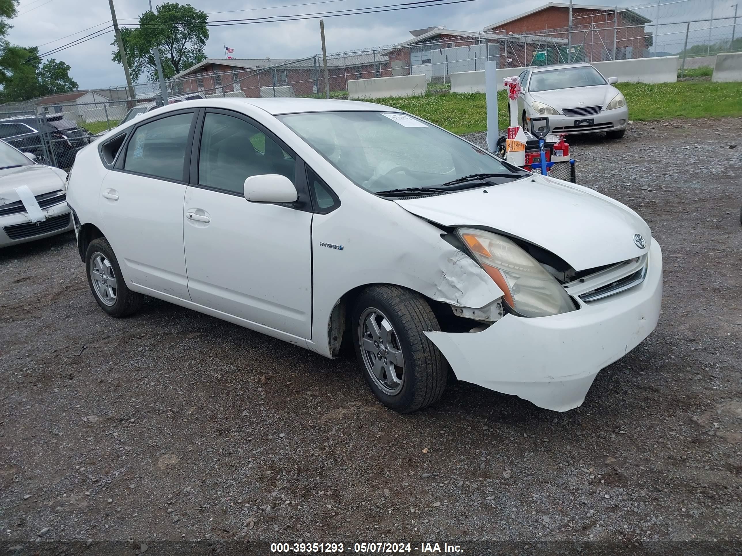 TOYOTA PRIUS 2008 jtdkb20u283432410