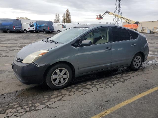 TOYOTA PRIUS 2005 jtdkb20u353041424