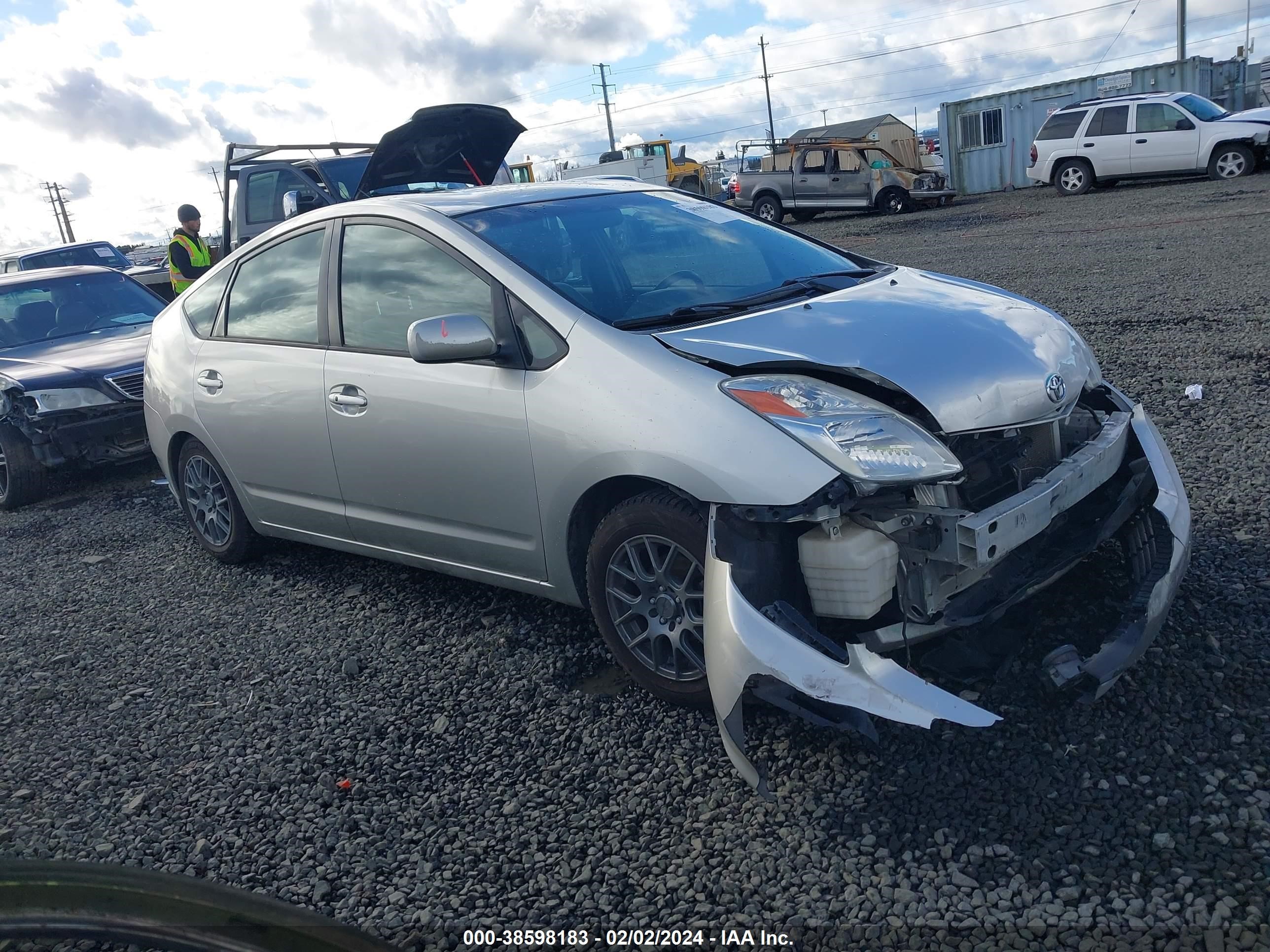 TOYOTA PRIUS 2005 jtdkb20u353051676