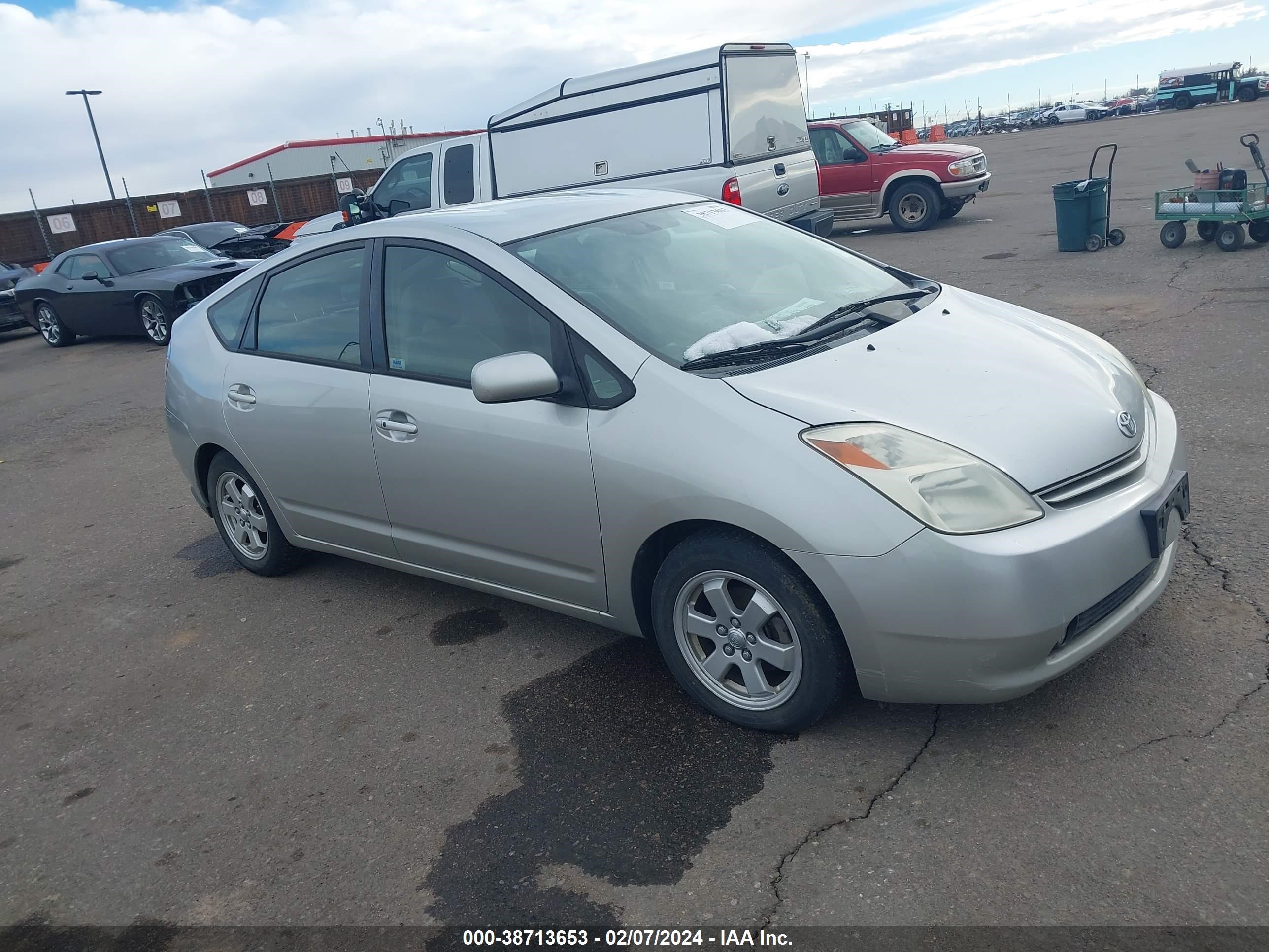 TOYOTA PRIUS 2004 jtdkb20u440020680