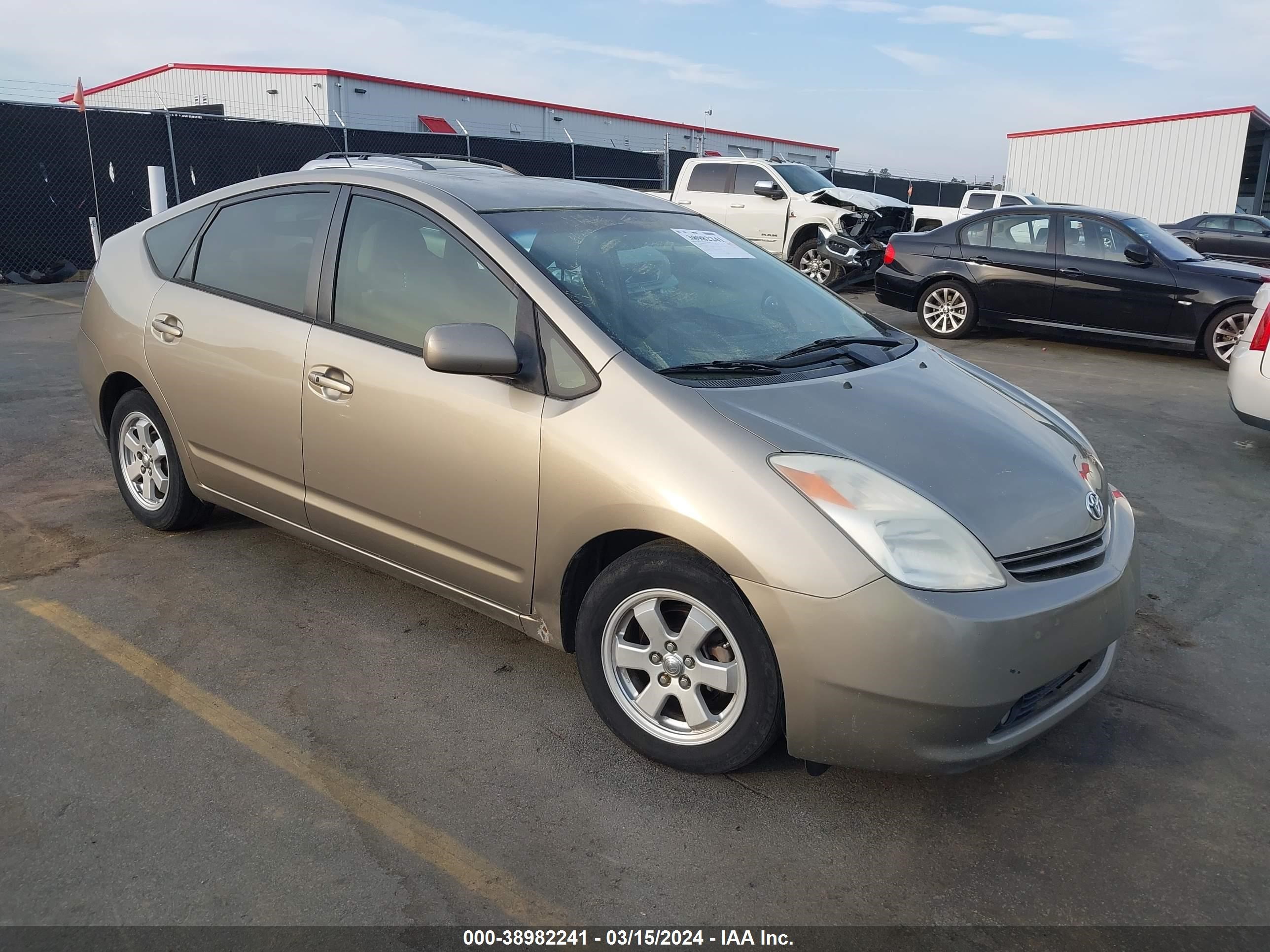 TOYOTA PRIUS 2005 jtdkb20u453008903