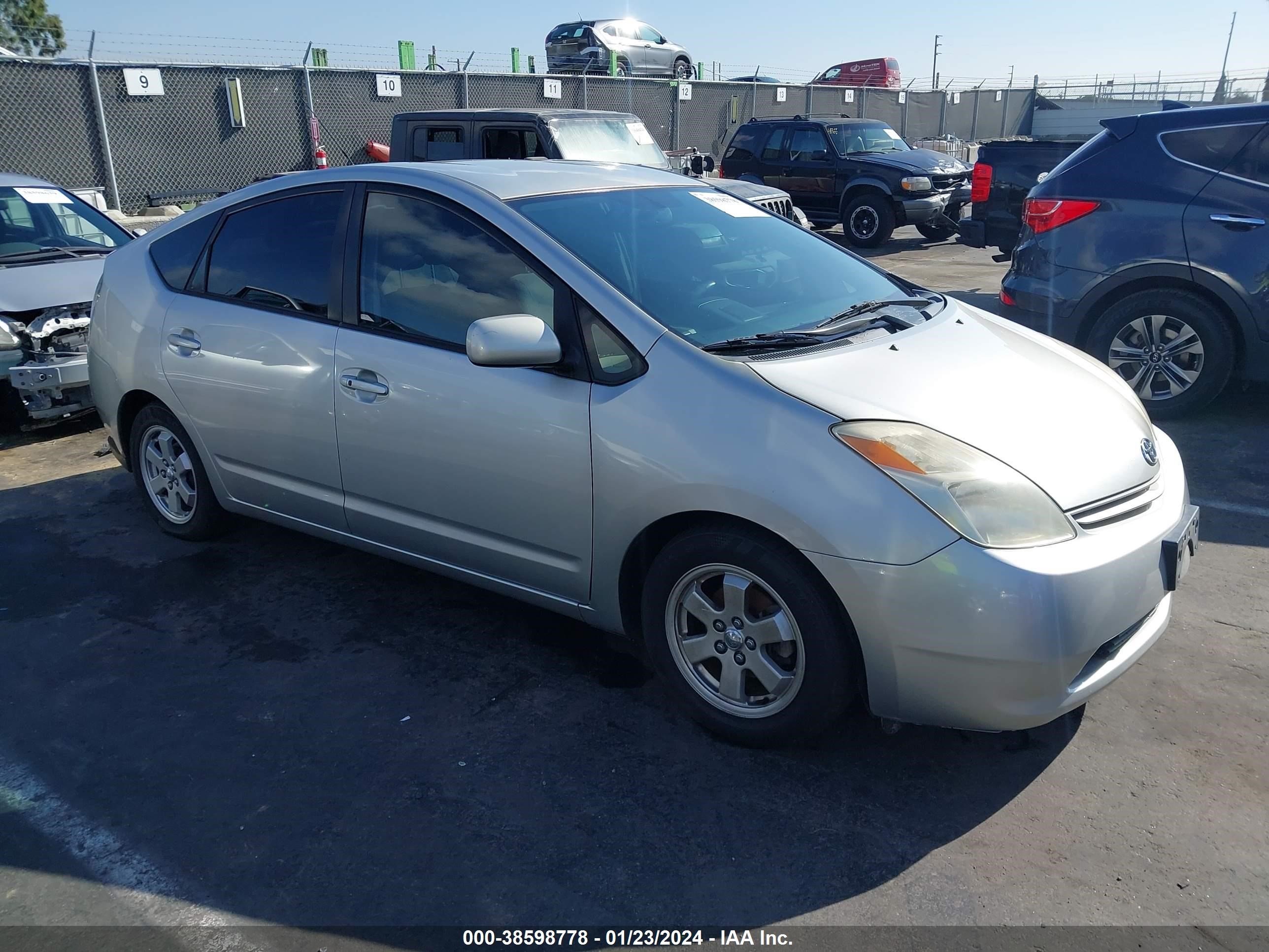 TOYOTA PRIUS 2005 jtdkb20u453018363