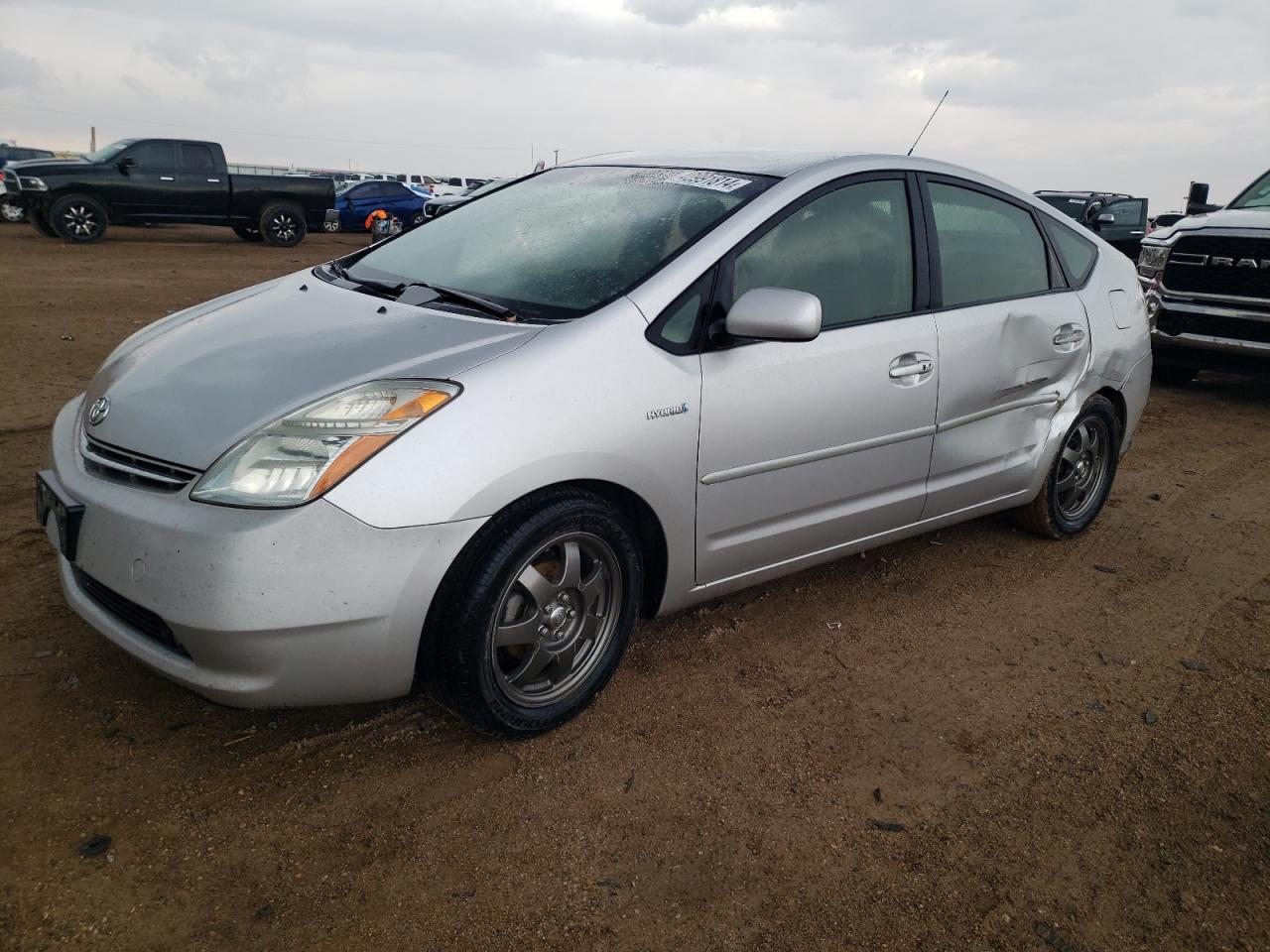 TOYOTA PRIUS 2007 jtdkb20u477645589