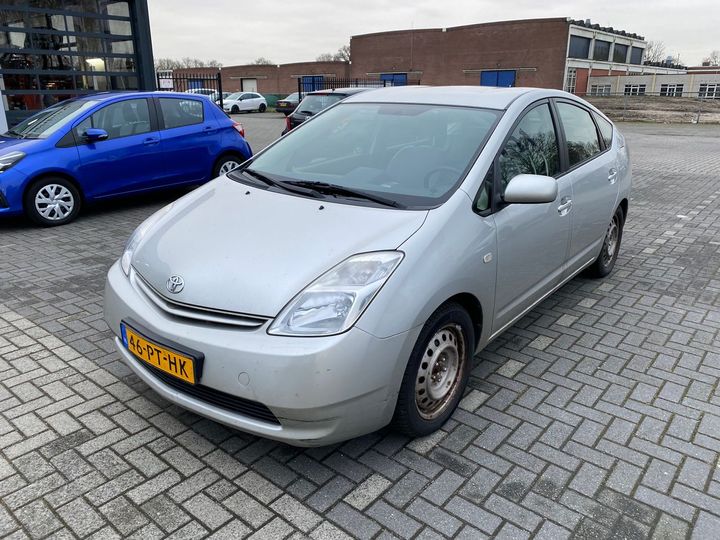 TOYOTA PRIUS 2004 jtdkb20u503000866