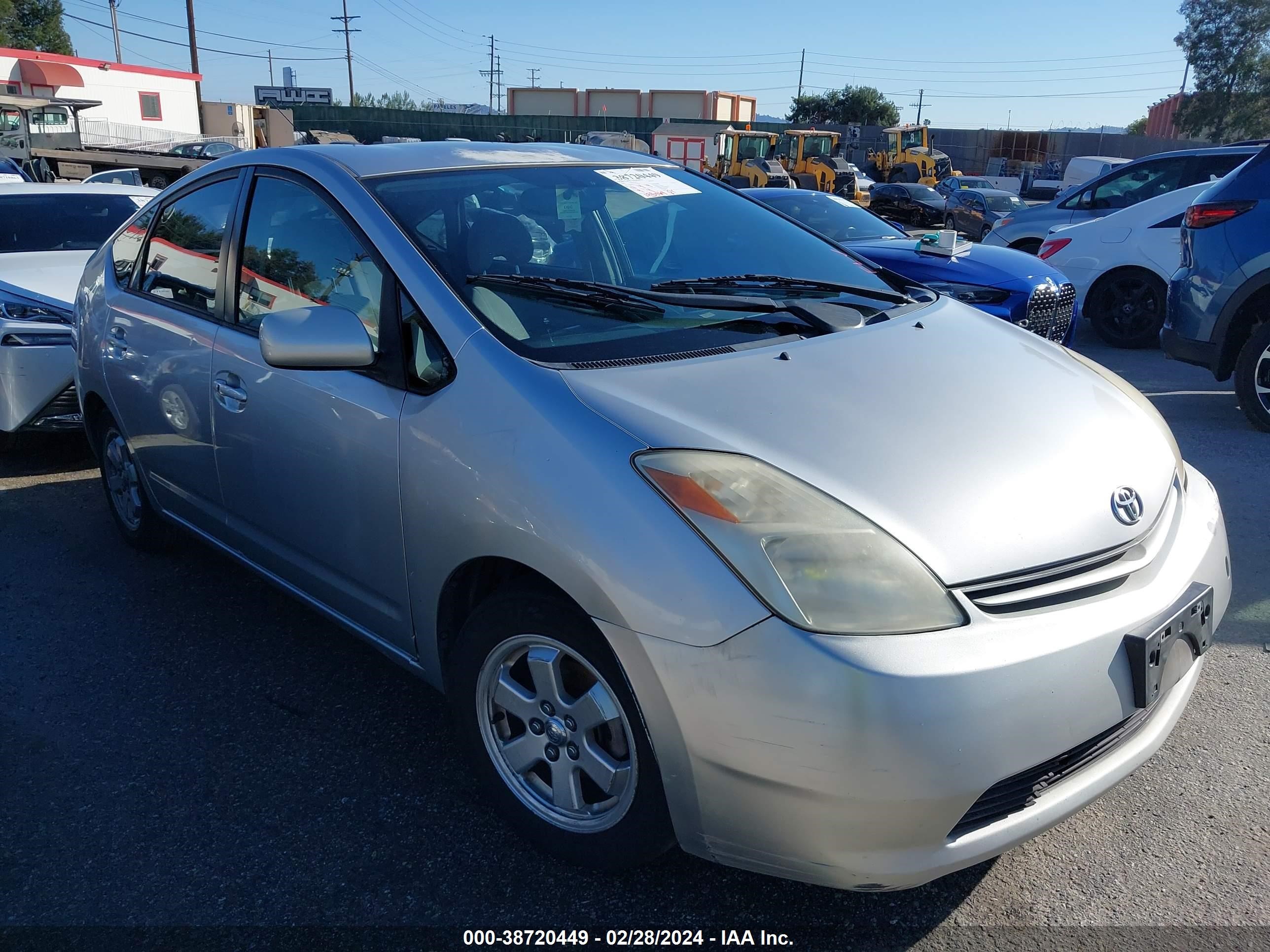 TOYOTA PRIUS 2005 jtdkb20u557043121