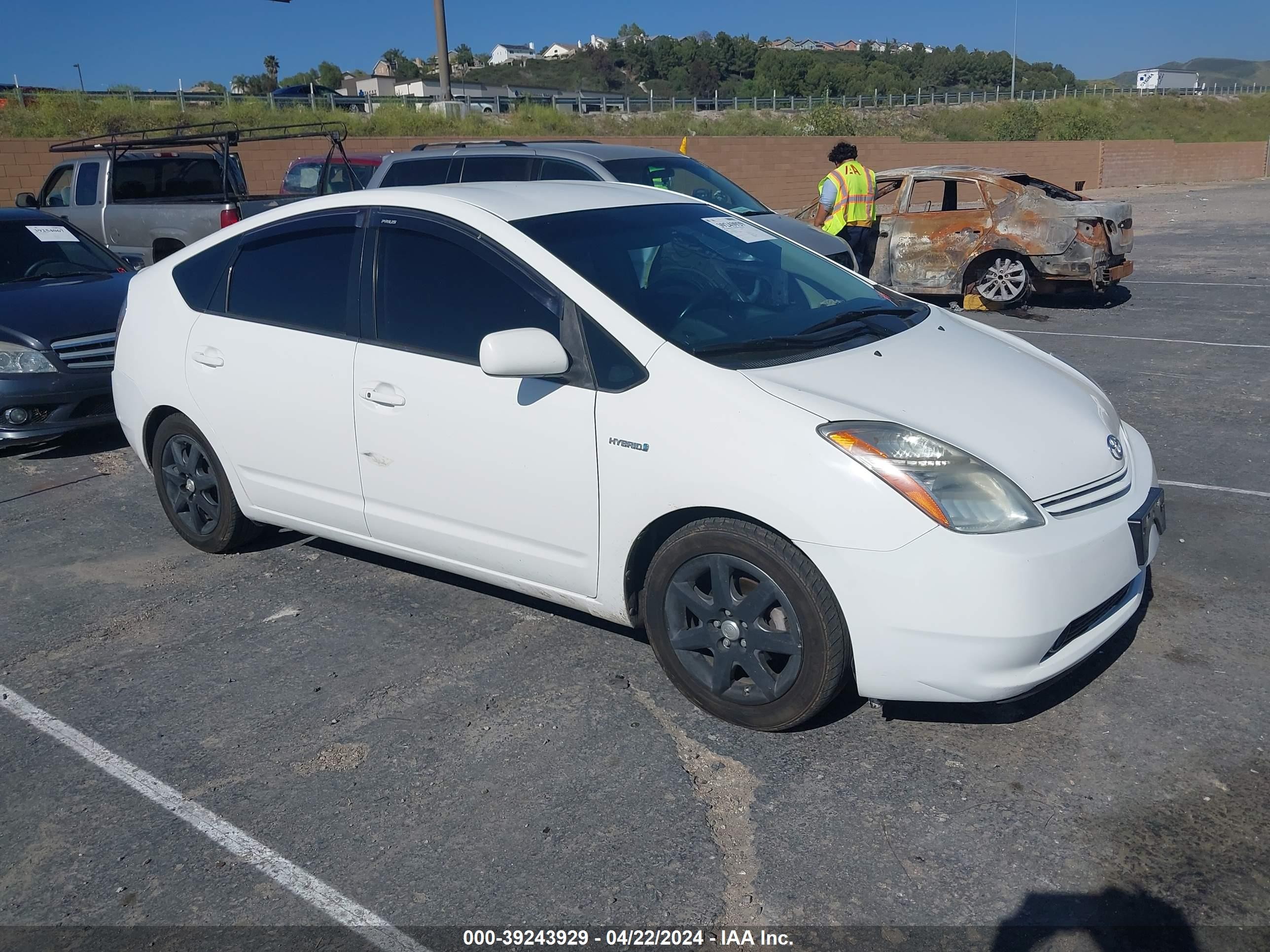 TOYOTA PRIUS 2008 jtdkb20u683328471