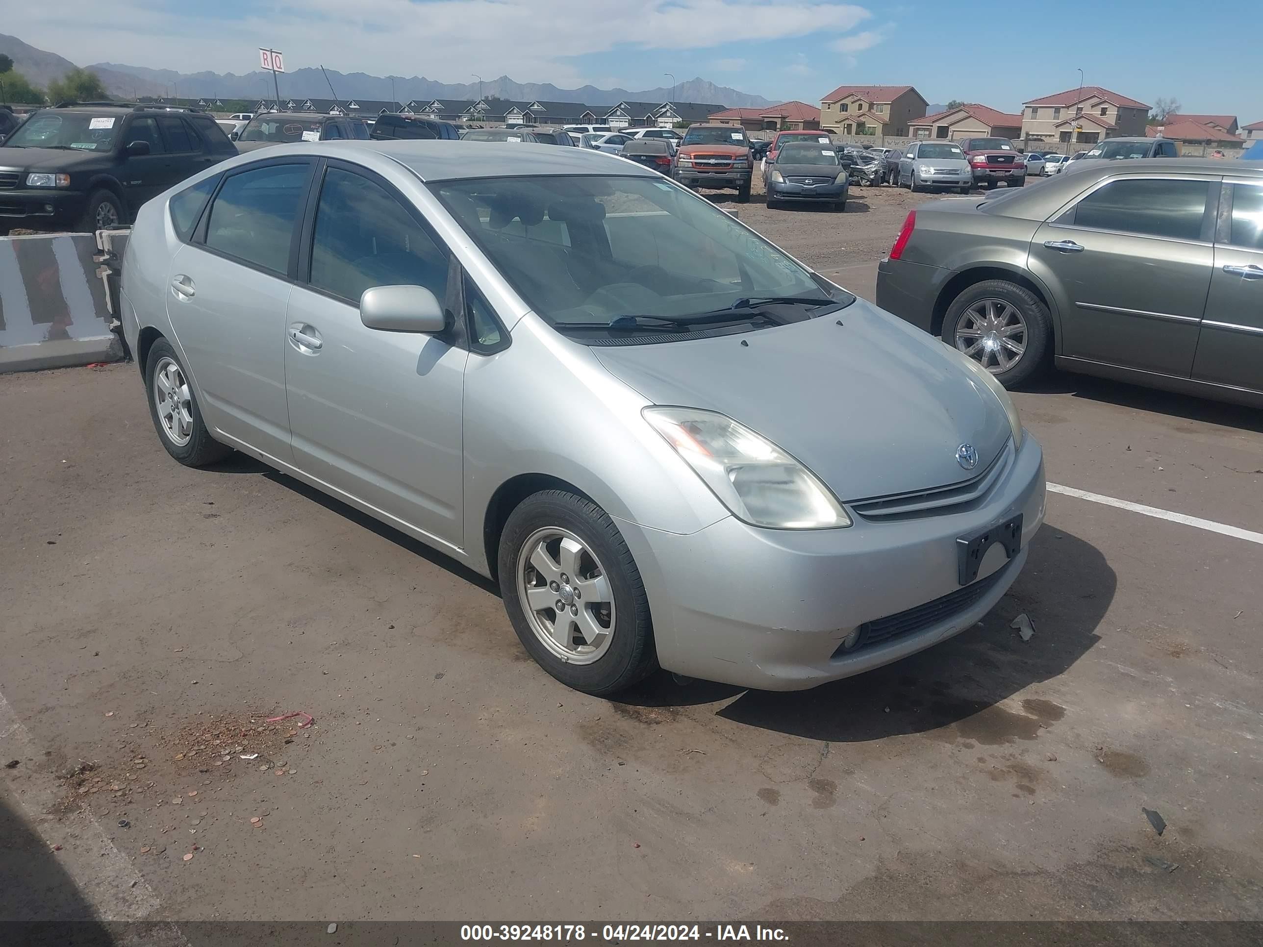 TOYOTA PRIUS 2004 jtdkb20u840107272