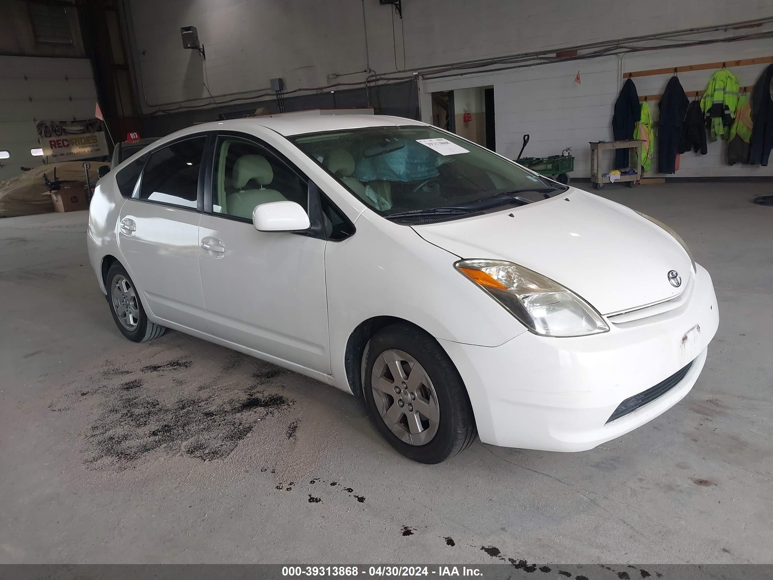 TOYOTA PRIUS 2004 jtdkb20u940022425