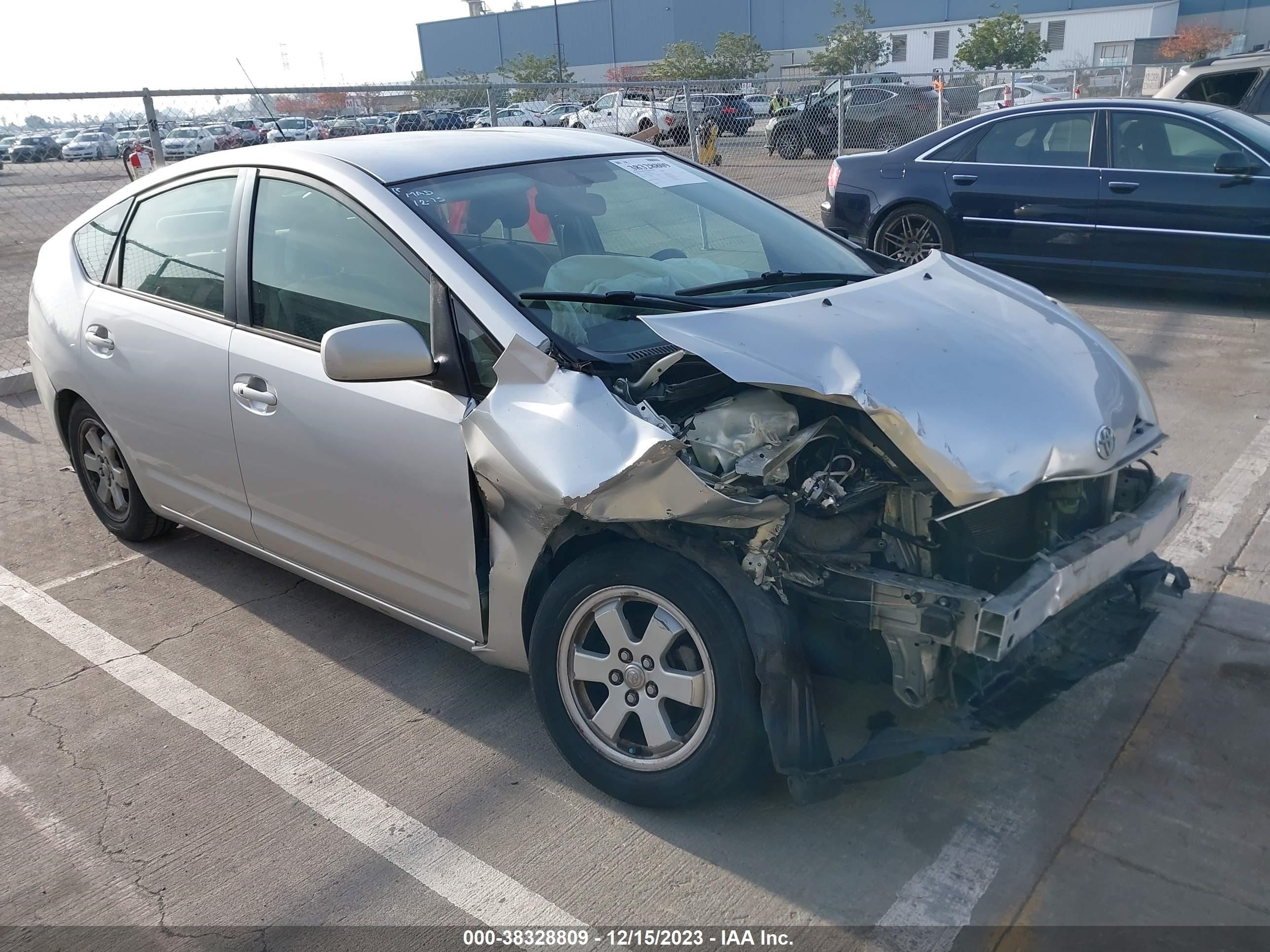 TOYOTA PRIUS 2005 jtdkb20ux57005450