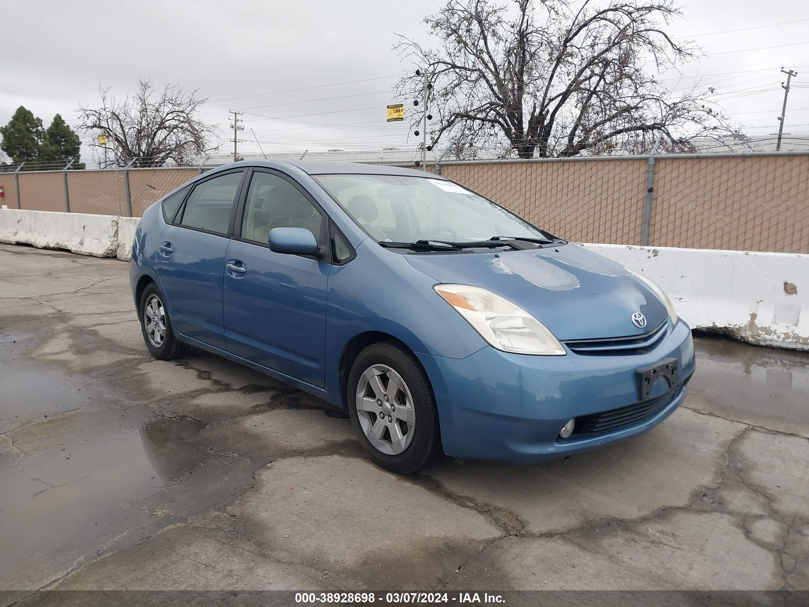 TOYOTA PRIUS 2005 jtdkb20ux57056317