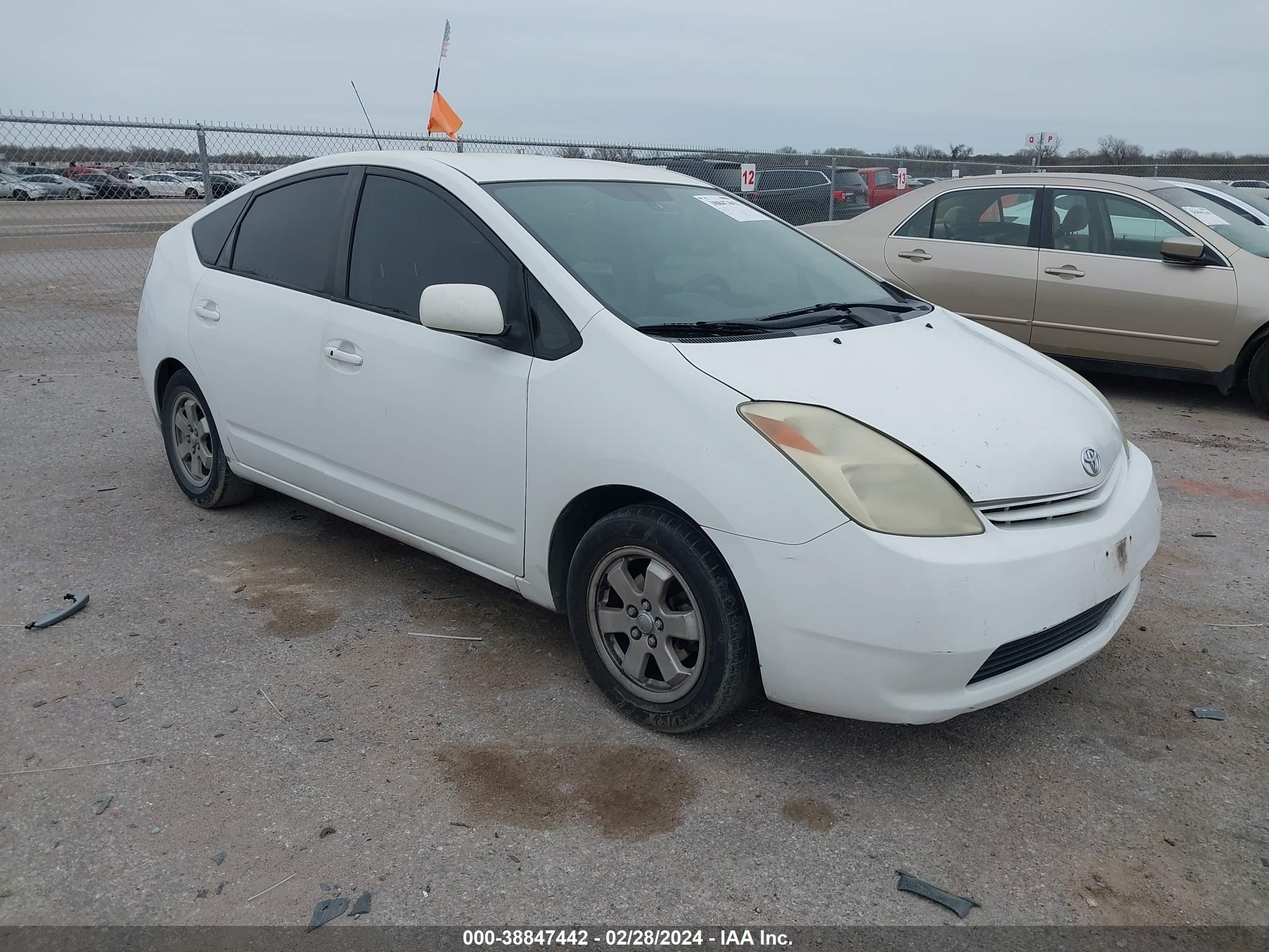 TOYOTA PRIUS 2004 jtdkb22u840007945